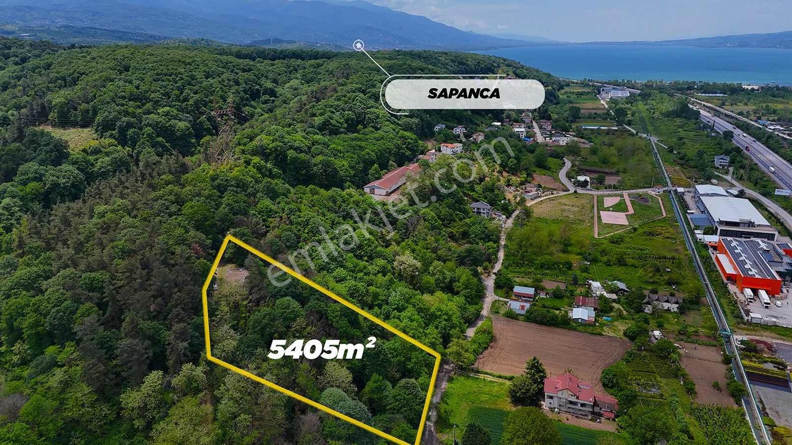 Ayşe Emlak'tan Yatırımlık Sapanca Gölü Manzaralı Satılık Tarla - Görsel 3