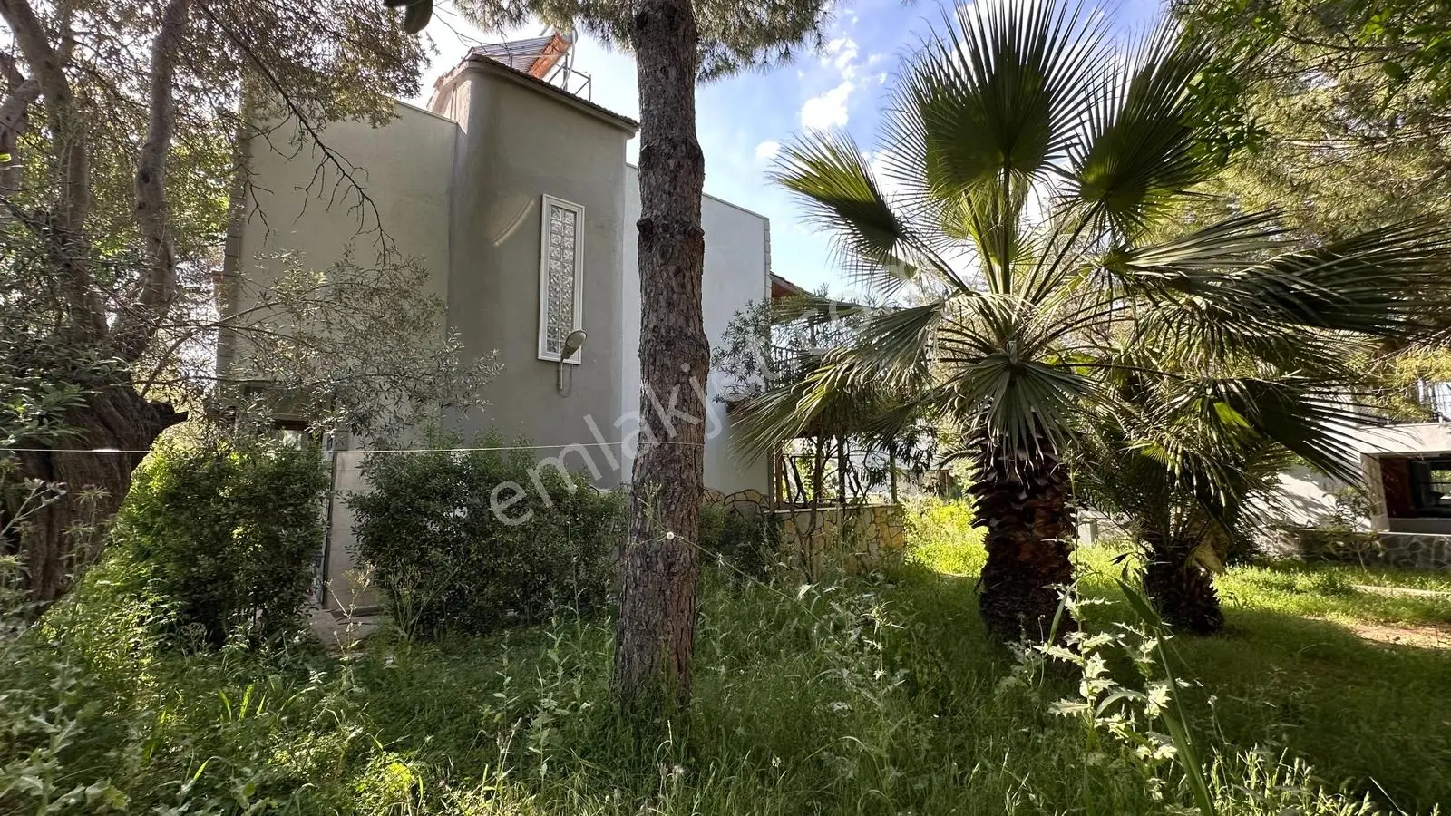 Pelitköy'de Denize 150 Metre Geniş Bahçelii Satılık Villa - Görsel 13