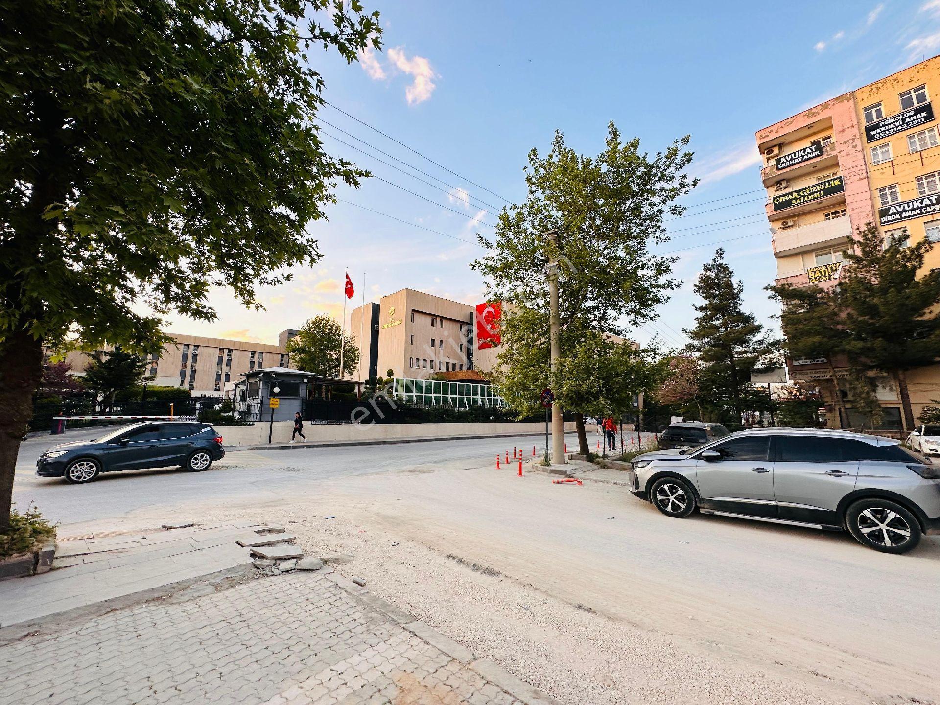 Dinç Emlaktan Satılık 2+1 Ofis Valilik Karşısı - Görsel 32