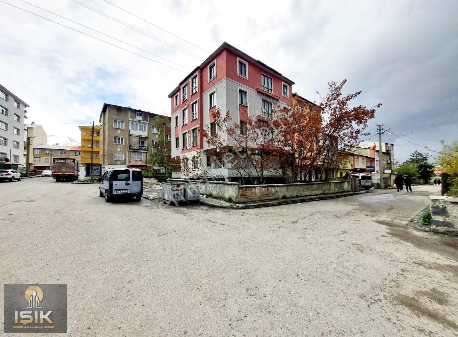 Işık Gayrimenkul' Den Yunusemre Mah. Nde Satılık 2+1 Daire - Görsel 2