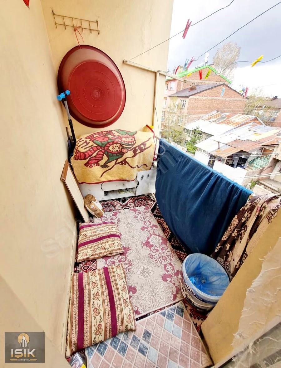 Işık Gayrimenkul' Den Yunusemre Mah. Nde Satılık 2+1 Daire - Görsel 4