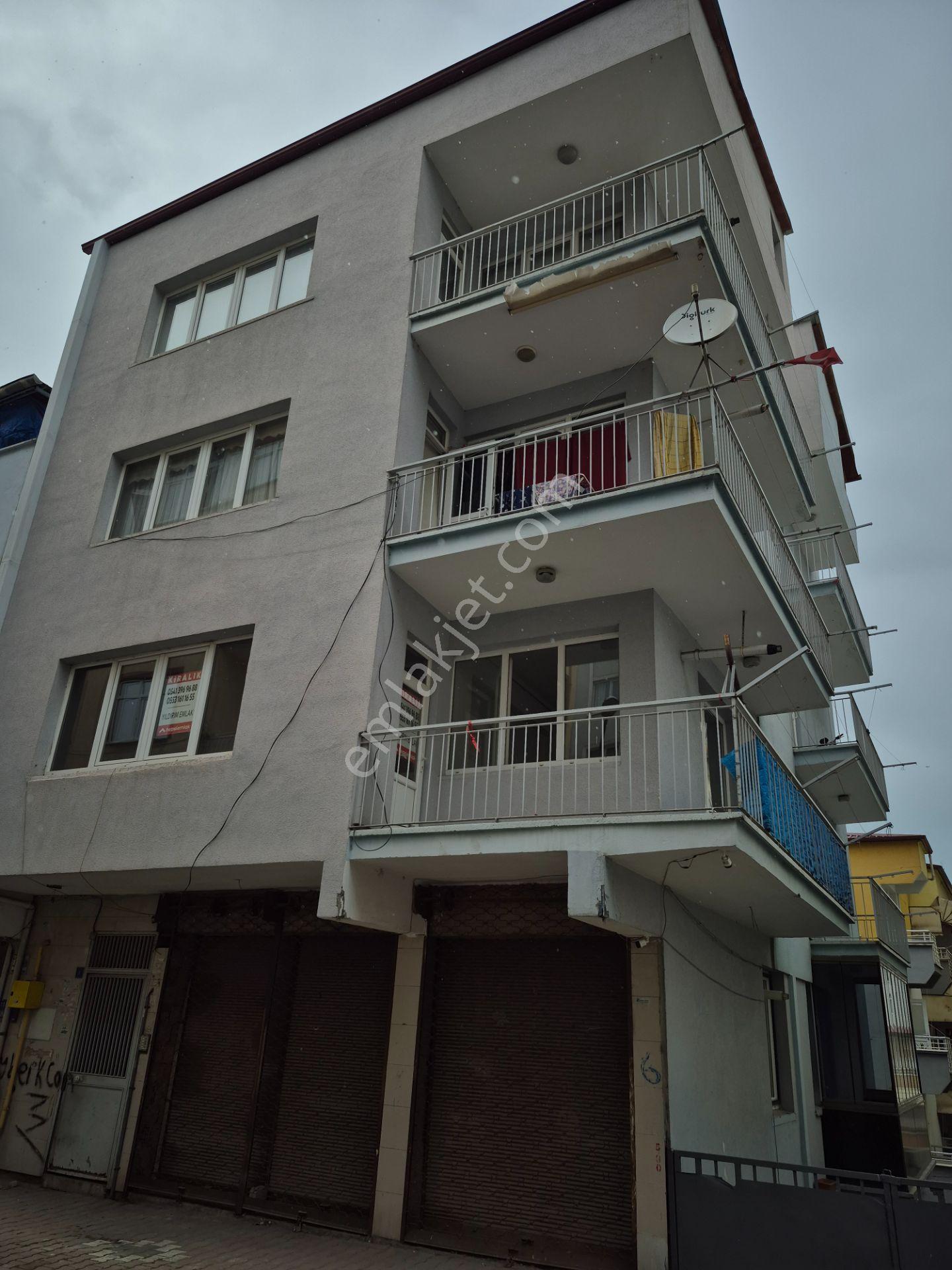 Canik Belediyeevlerinde Sahil Yoluna Çok Yakın Kiralık 3+1 Daire