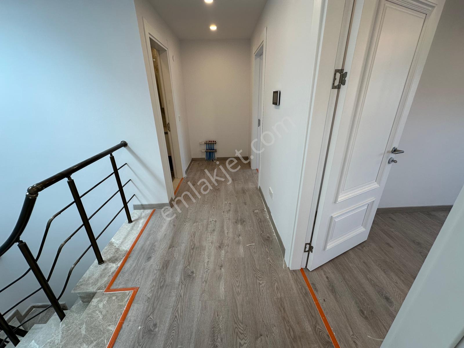 Sarıyer'de Site İçin'de 4+1 Kiralık Dubleks Daire,artum'dan - Görsel 26