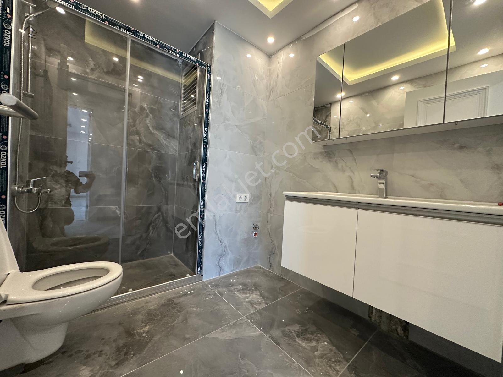 Sarıyer'de Site İçin'de 4+1 Kiralık Dubleks Daire,artum'dan - Görsel 13