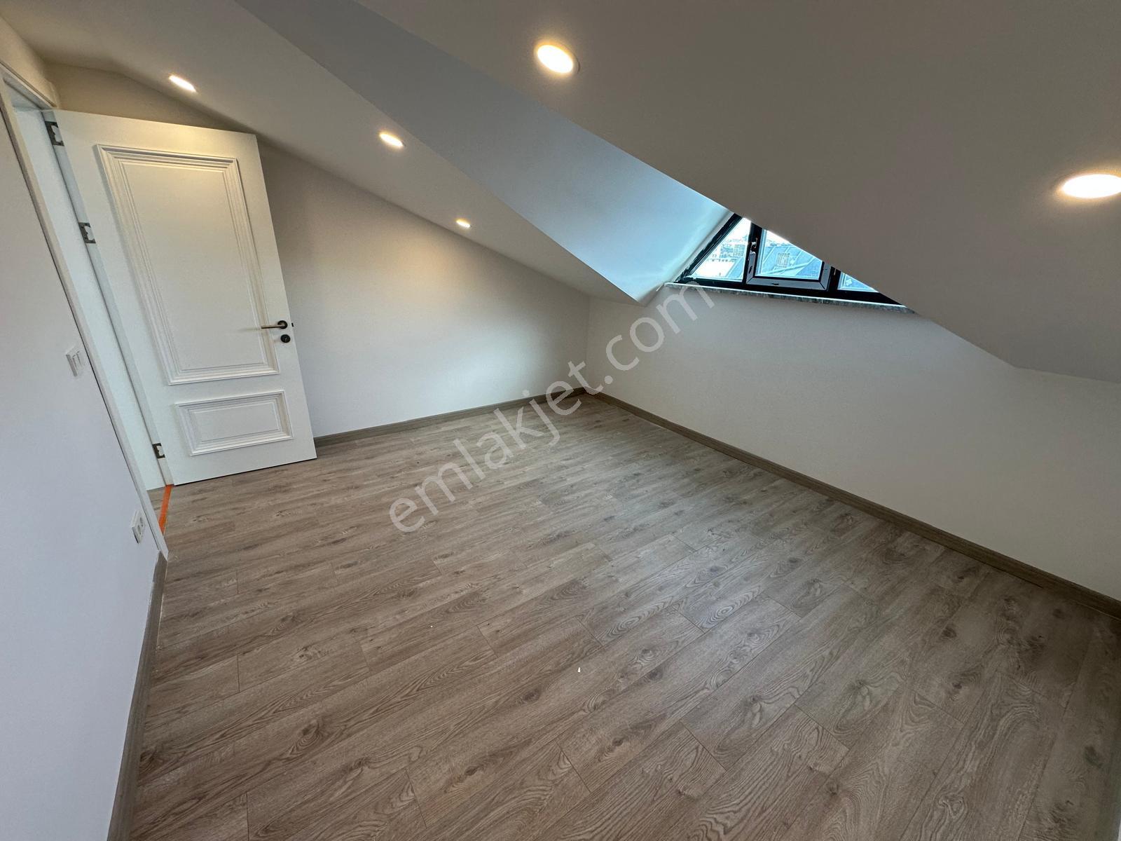 Sarıyer'de Site İçin'de 4+1 Kiralık Dubleks Daire,artum'dan - Görsel 24