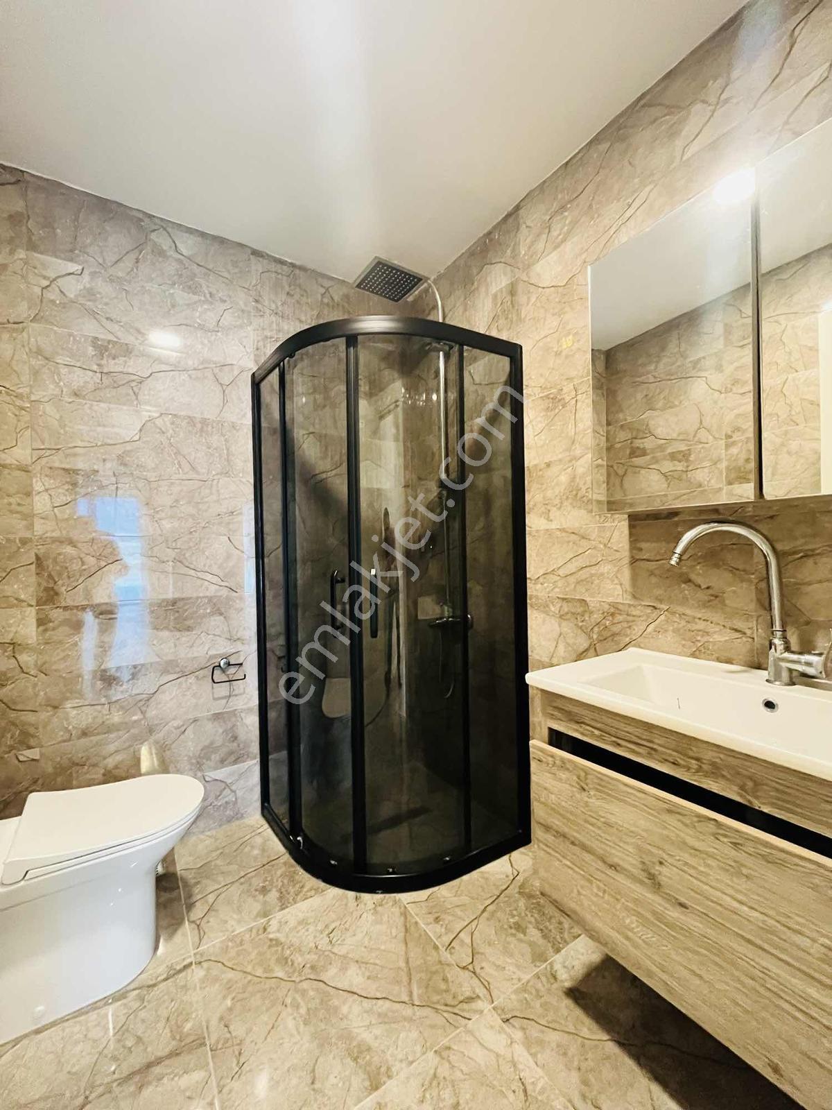 Silivri'de Panoramik Deniz Manzaralı Kiralık Ultra Lux 3+1 Daire - Görsel 3