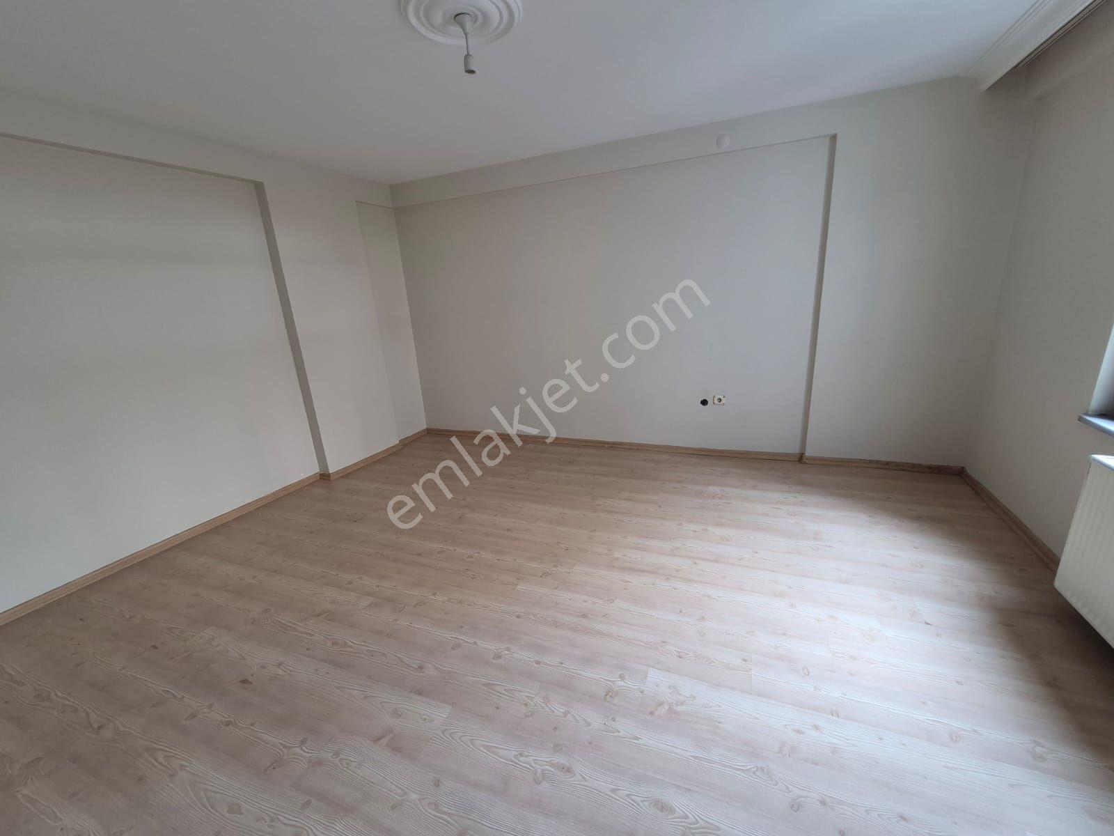 Merkezi Konumda Kapalı Otoparklı Ferah 3+1 Kiralık Daire Keşan - Görsel 35