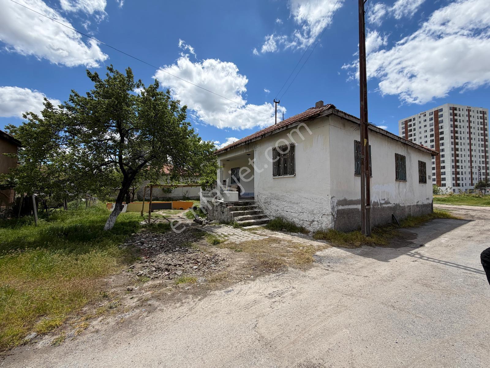 Ziyagökalp Mah. 1673 M2 İçinde Müstakil Bulunan Konut Parseli - Görsel 17