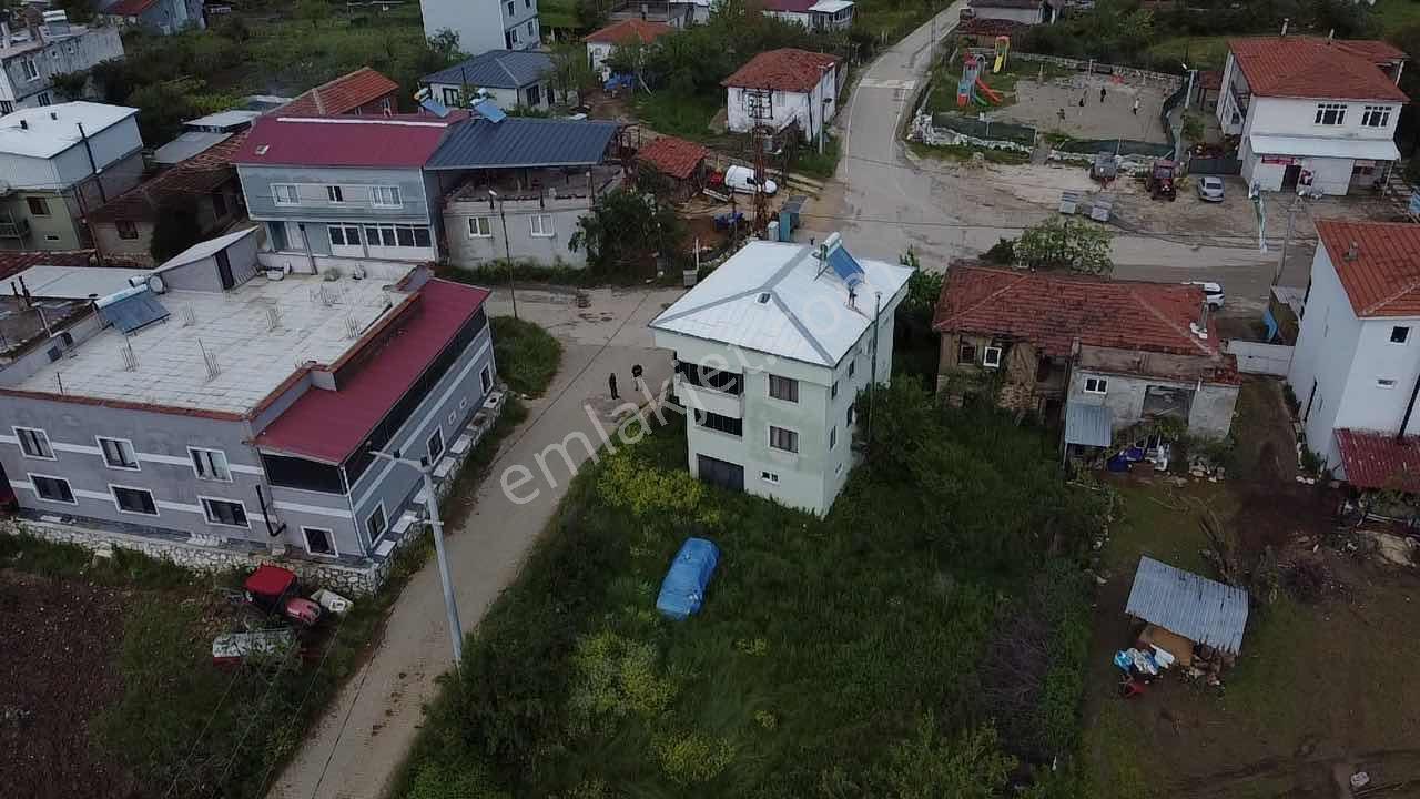 Köy İçi Güzel Konumda Bahçe - Görsel 6