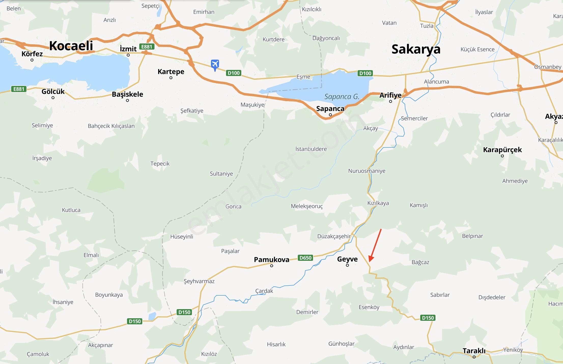 Geyve Eşme'de Ana Yola Yakın Bakımlı Ayva Bahçesi - Görsel 16