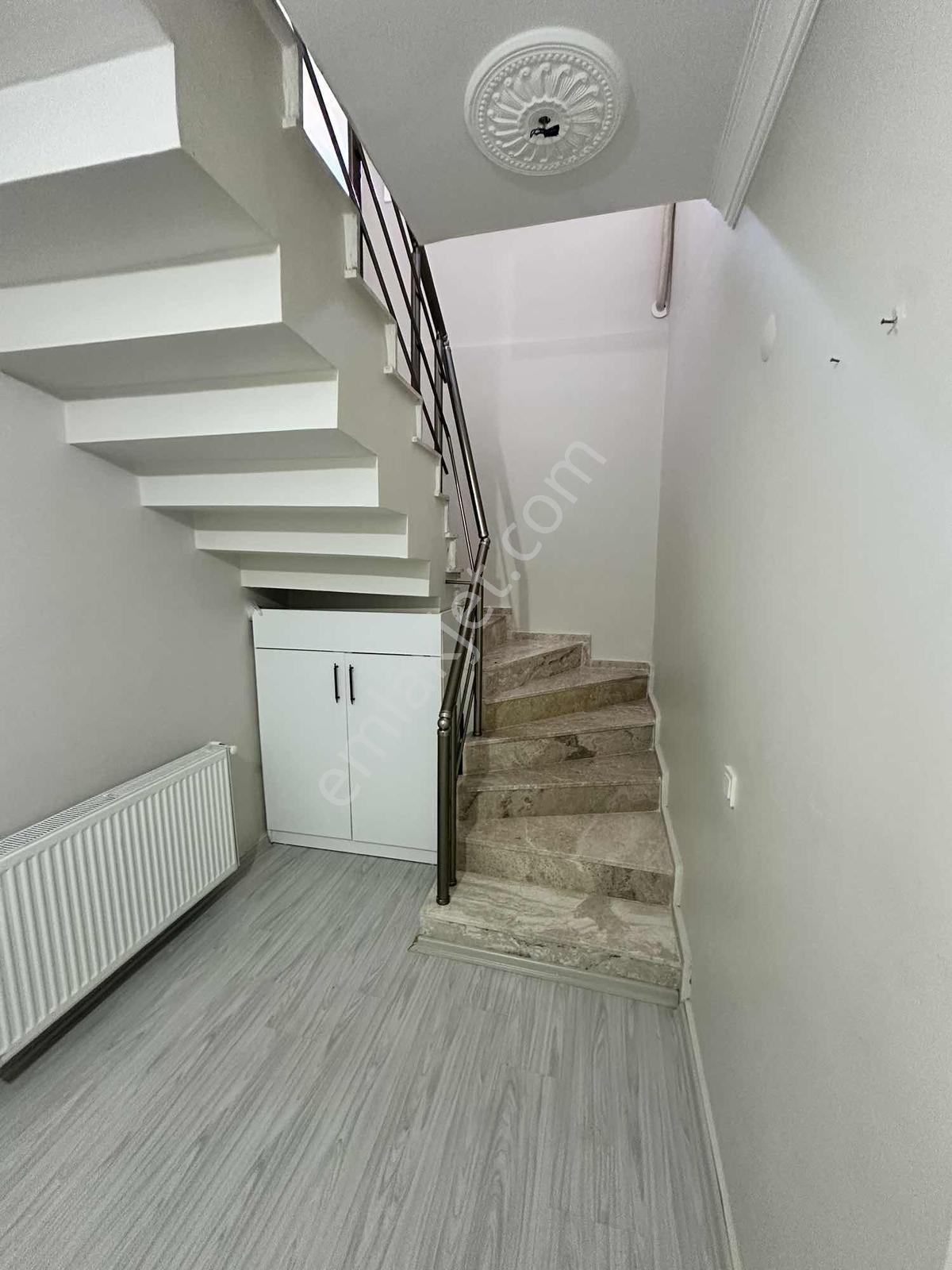 Urla Zeytinalanı Merkez De Kiralık Dublex Daire - Görsel 7