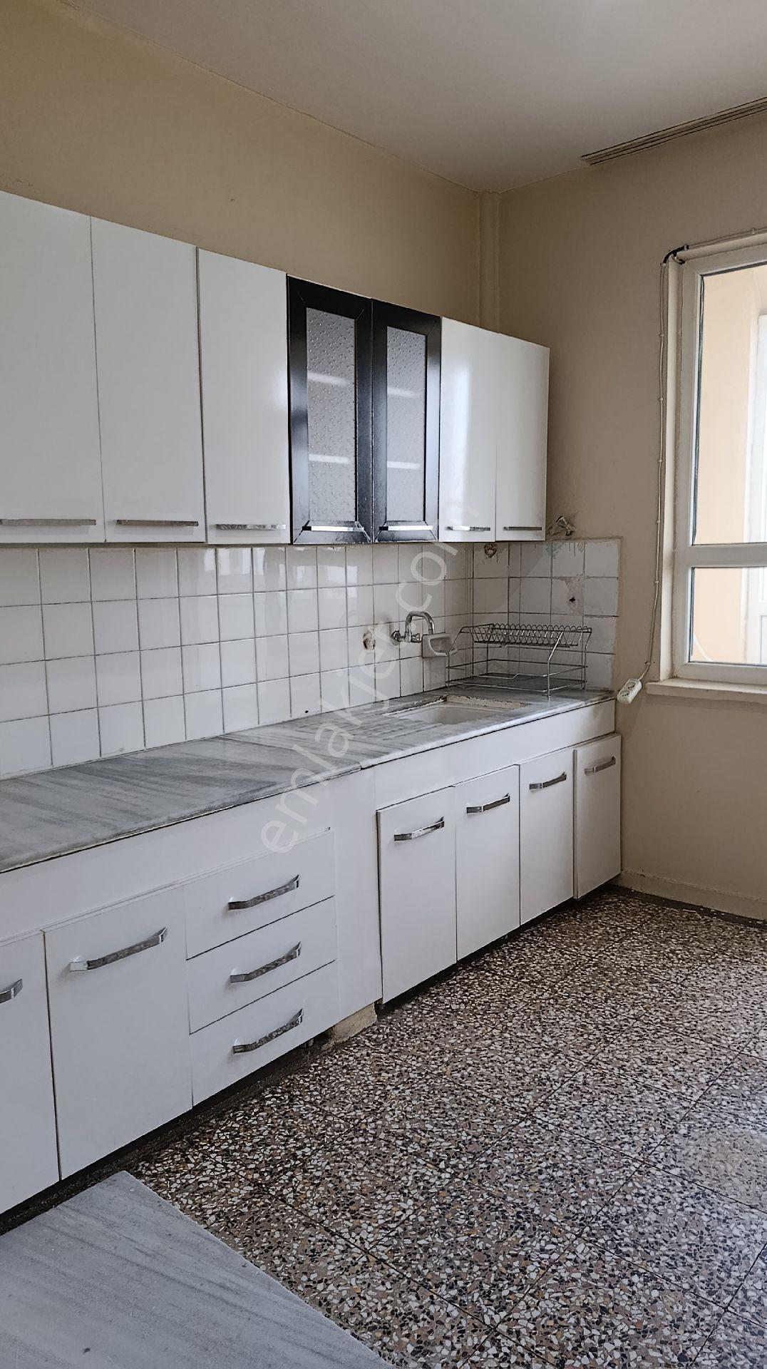 Yenişehir Merkezi Konumunda