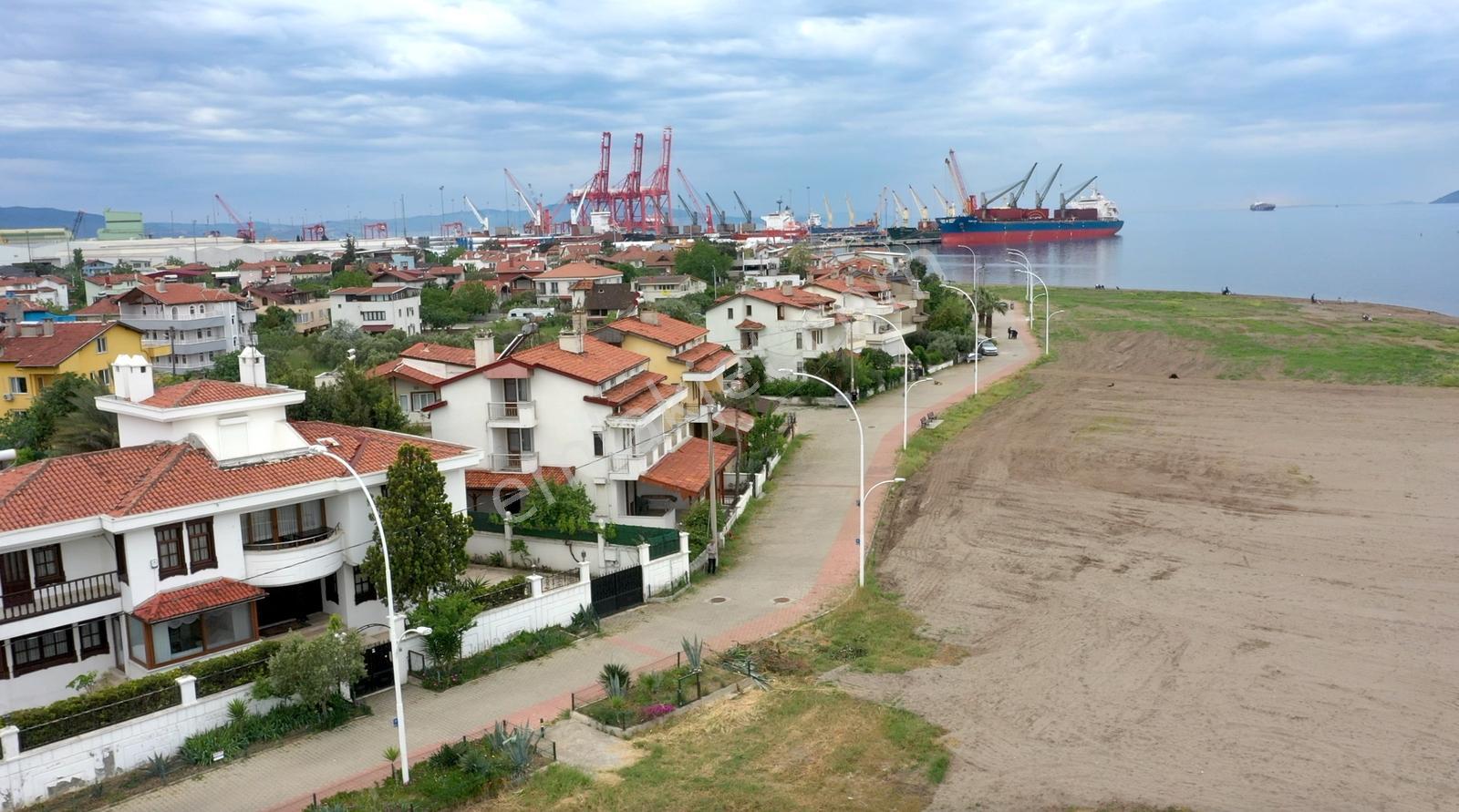 Gemsaz'da Sahile Sıfır Satılık Tripleks Villa - Görsel 20