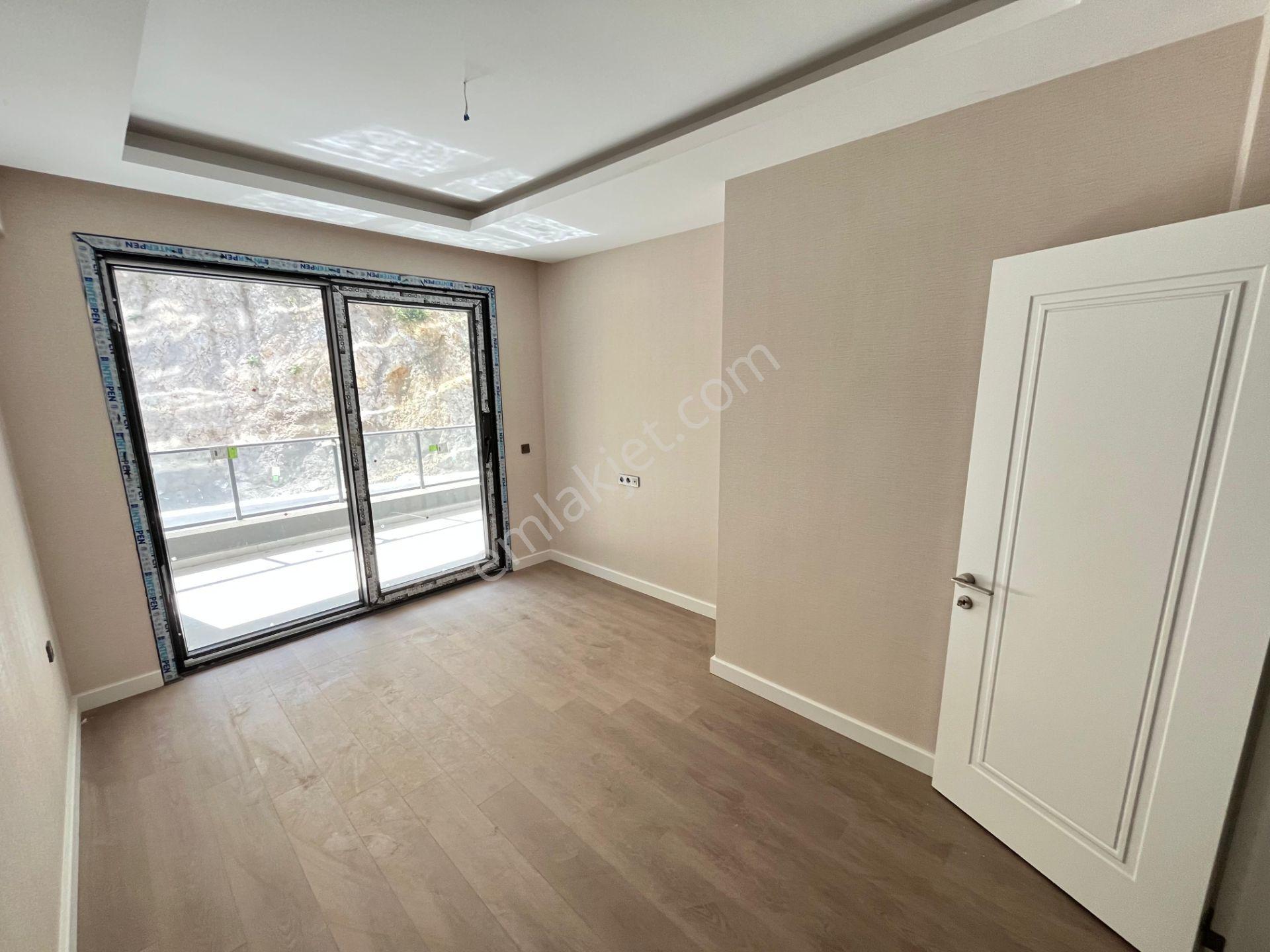 Tekin Emlaktan Emsalsiz Lüks Yapıda Bölgenin En Prestijli Sitesi !!!! - Görsel 16