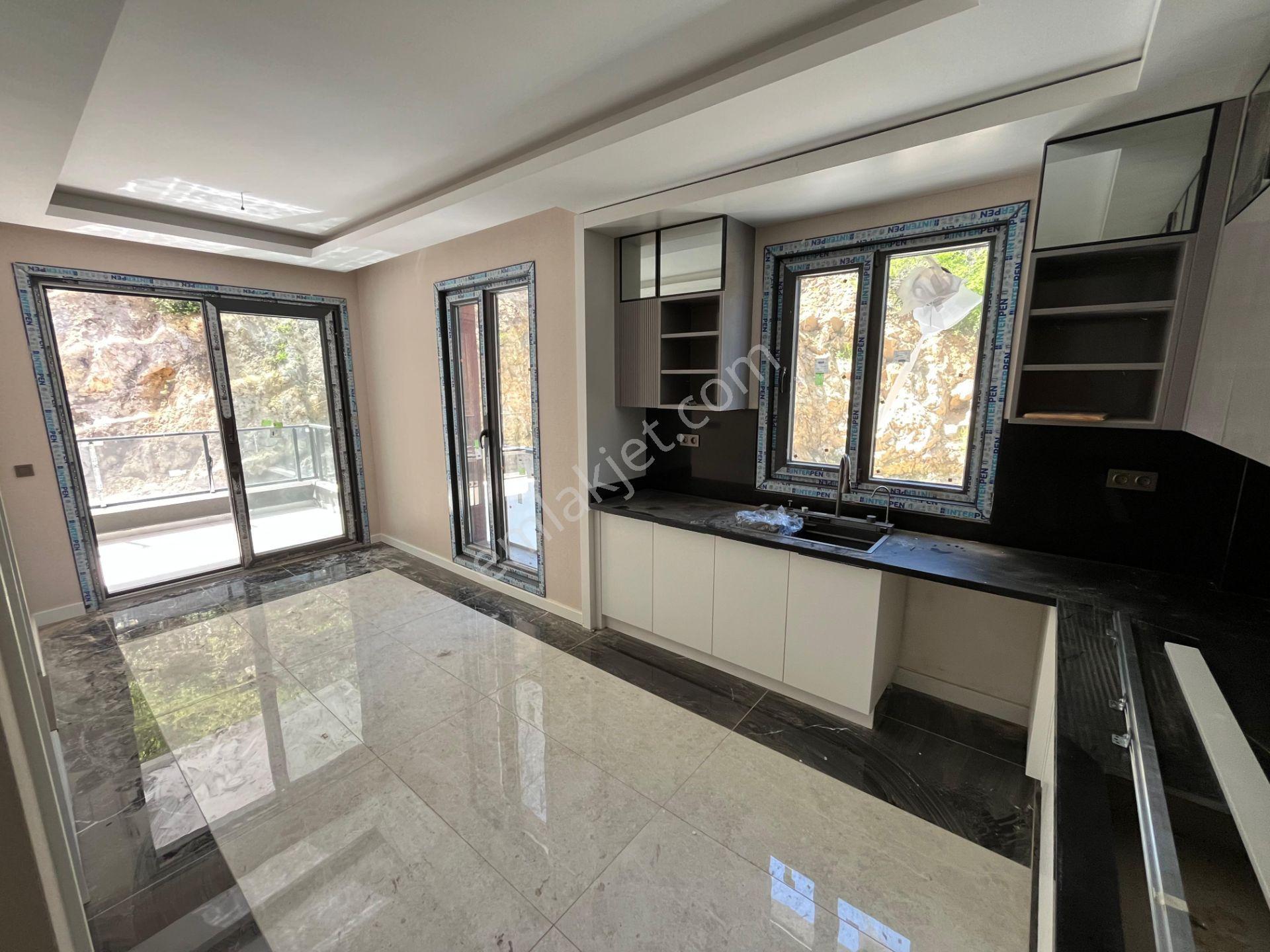 Tekin Emlaktan Emsalsiz Lüks Yapıda Bölgenin En Prestijli Sitesi !!!! - Görsel 11