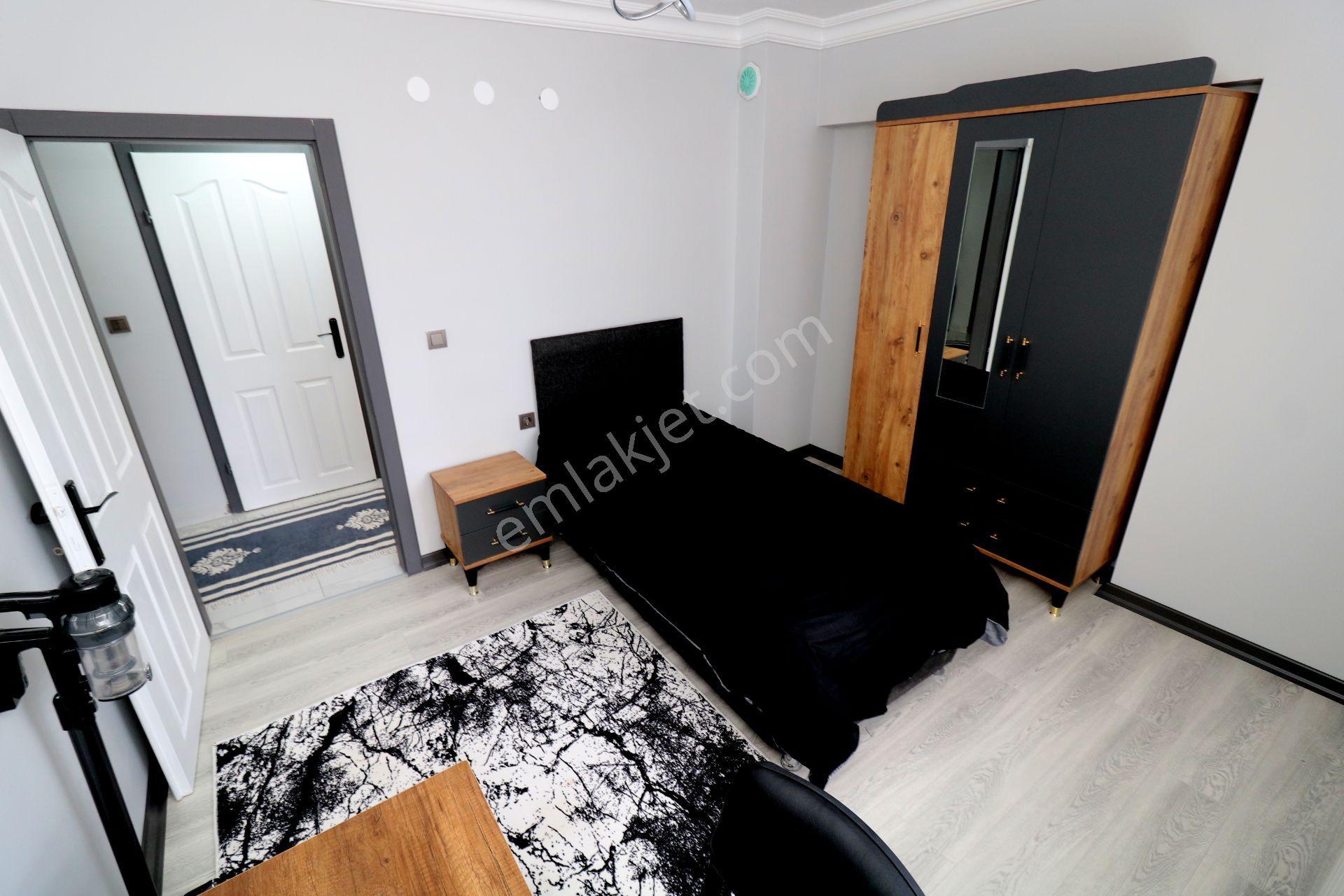 Emre Emlak'tan Atakent'te Arakat Ön Cephe Full Sıfır Eşyalı Kiralık 2+1 Daire - Görsel 19