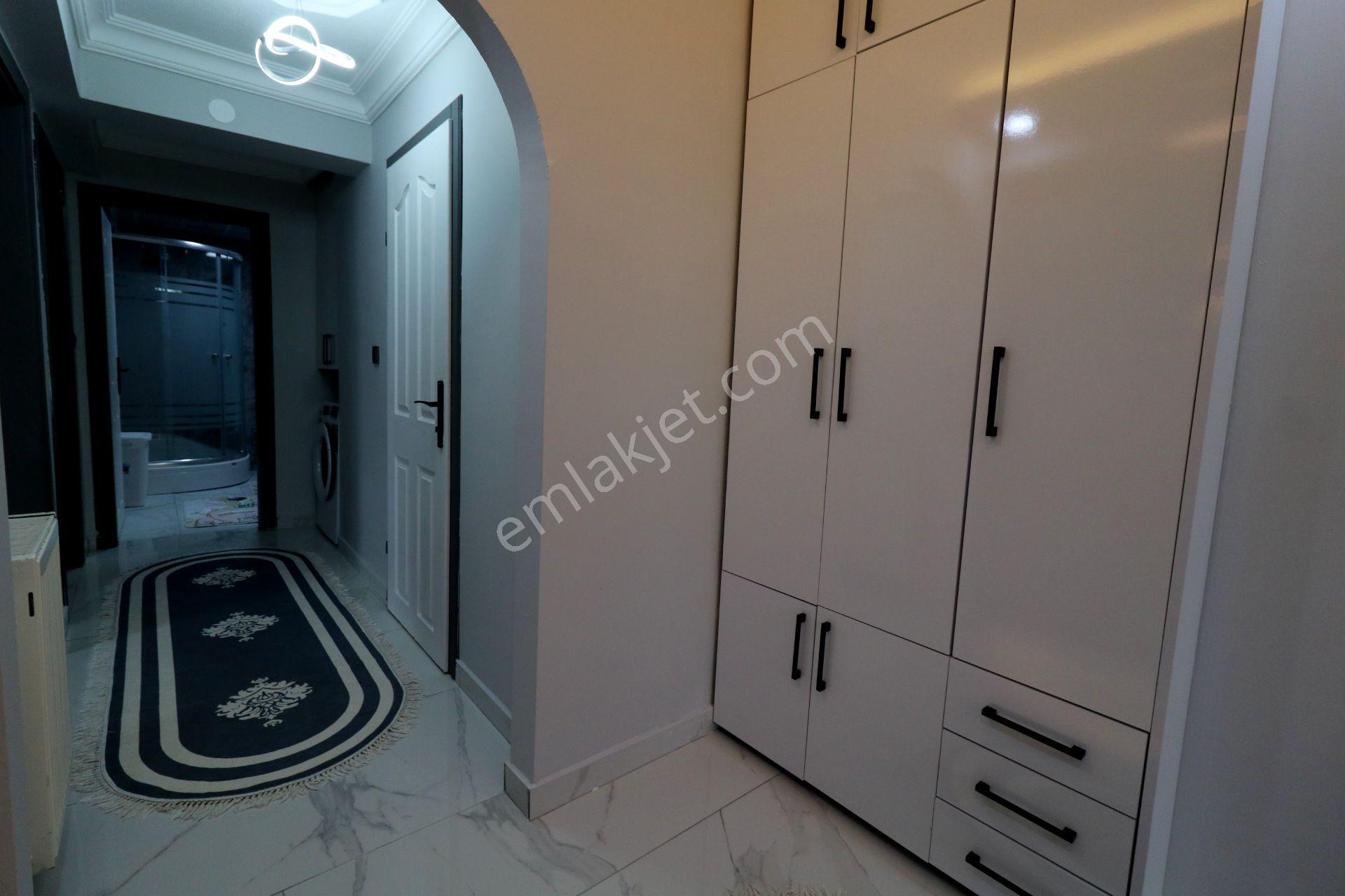 Emre Emlak'tan Atakent'te Arakat Ön Cephe Full Sıfır Eşyalı Kiralık 2+1 Daire - Görsel 29