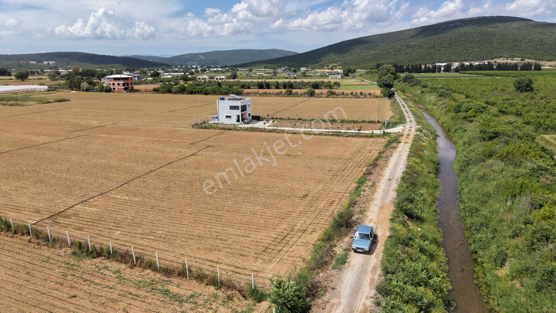 İzmir Ataköyde Satılık Tektapu 2.650 M2 Yatırıma Uygun Arazi - Görsel 8