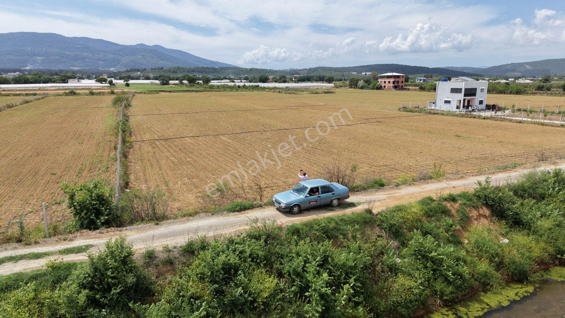 İzmir Ataköyde Satılık Tektapu 2.650 M2 Yatırıma Uygun Arazi - Görsel 2