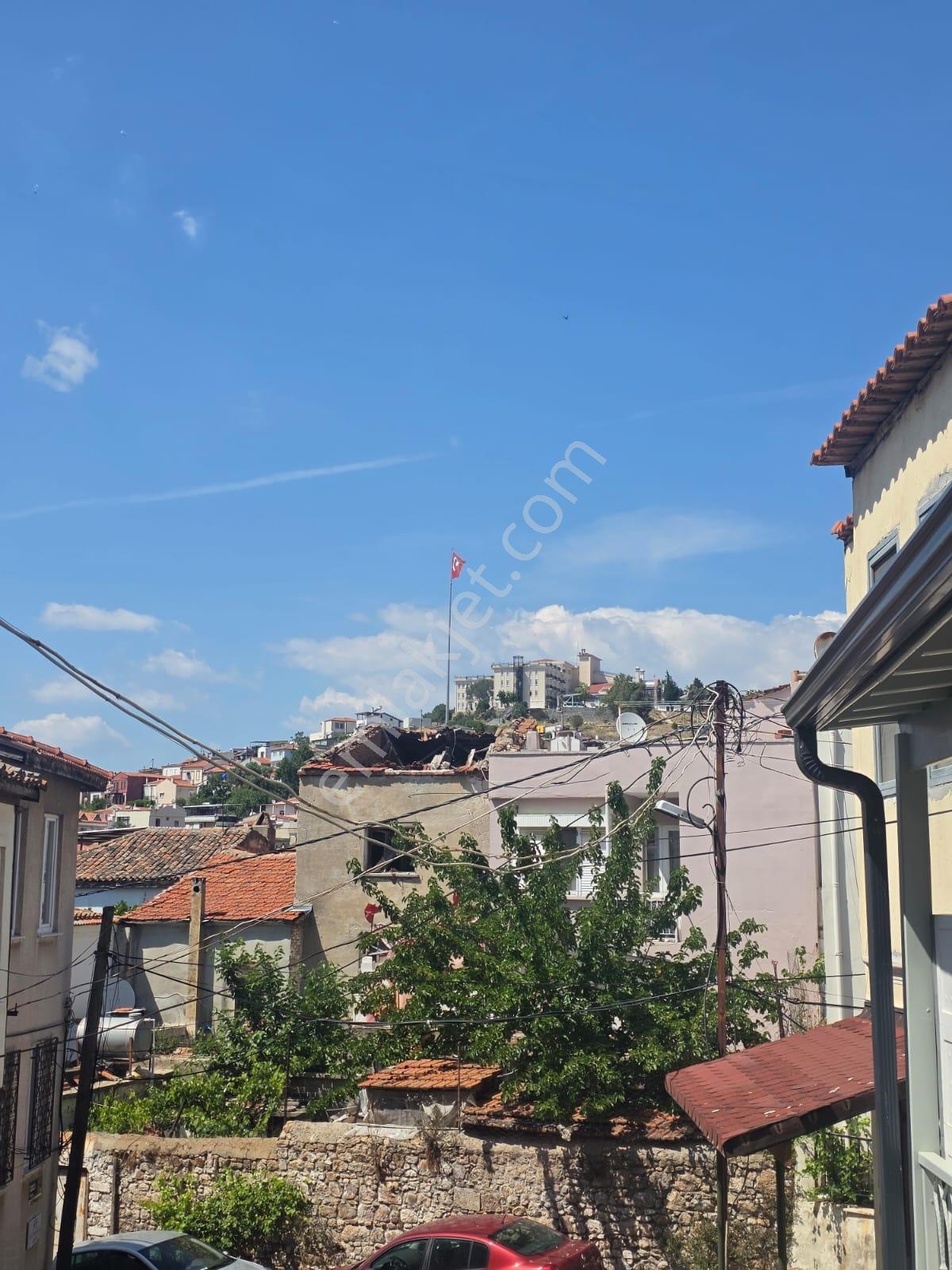 Ayvalık'ta Satılık Tarihi Müstakil Ev Arsası - Görsel 32