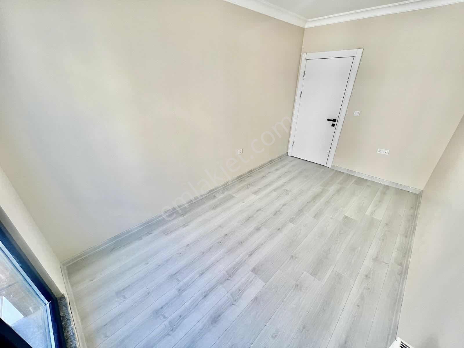 İmren Gayrimenkulden Fevzi Çakmak Mh. 2+1 80 M2 Ön Cephe Arakat - Görsel 10