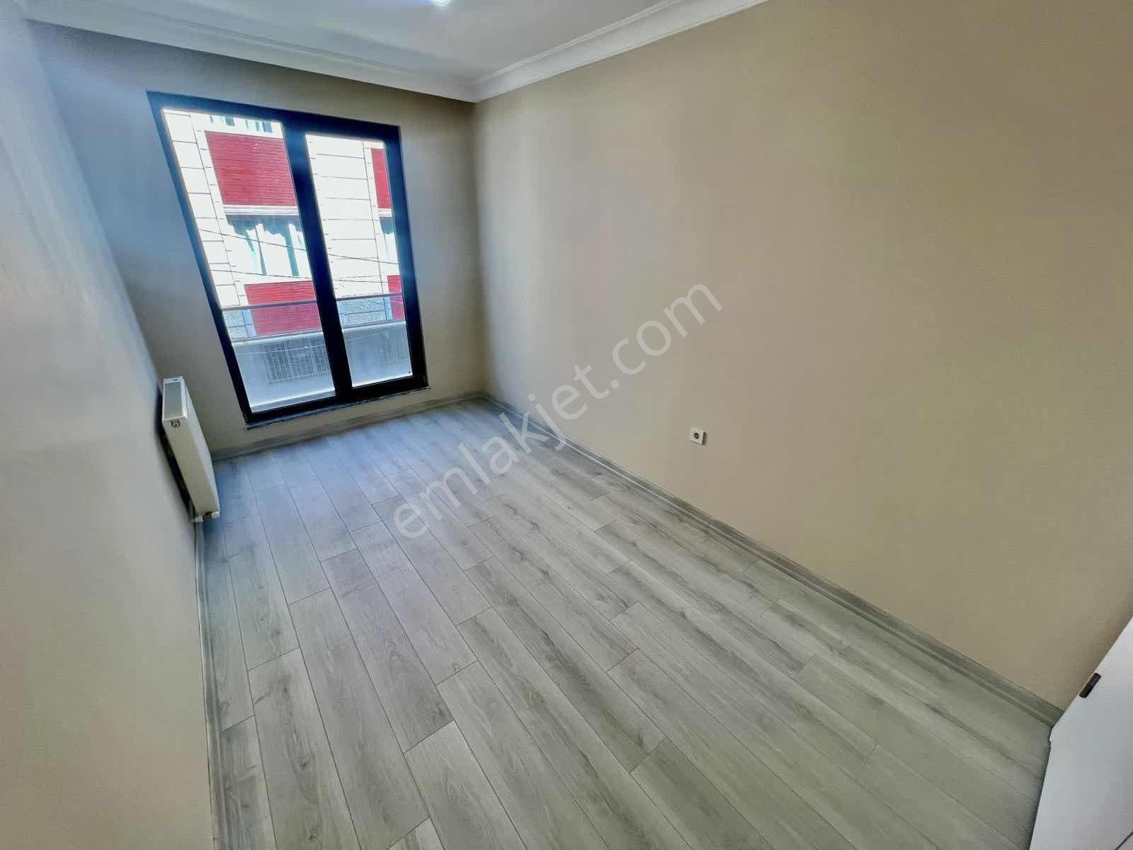 İmren Gayrimenkulden Fevzi Çakmak Mh. 2+1 80 M2 Ön Cephe Arakat - Görsel 11