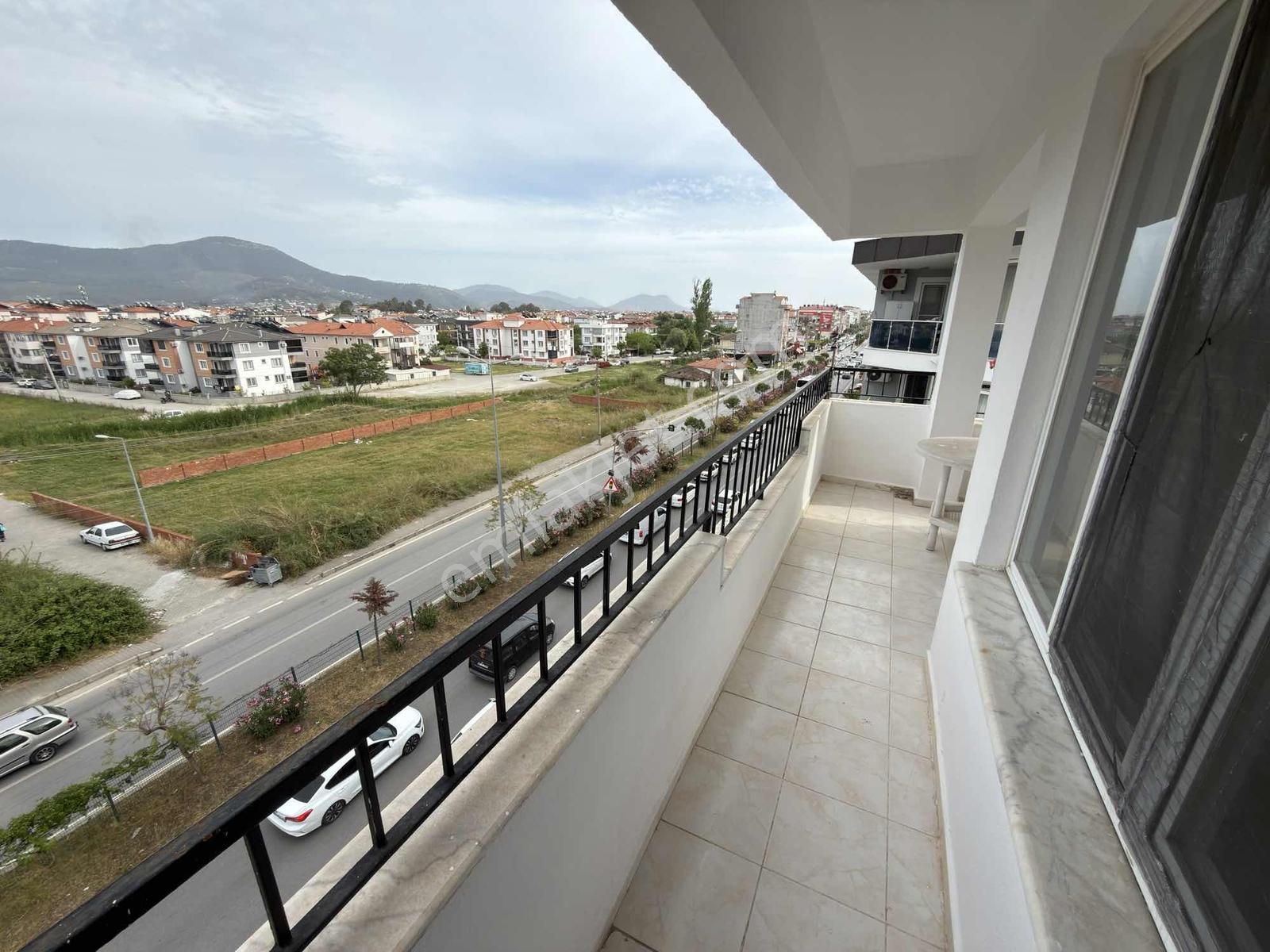 En Üst Kat | 3 Cepheli | Geniş Teraslı 2+1 Ferah Daire - Görsel 20