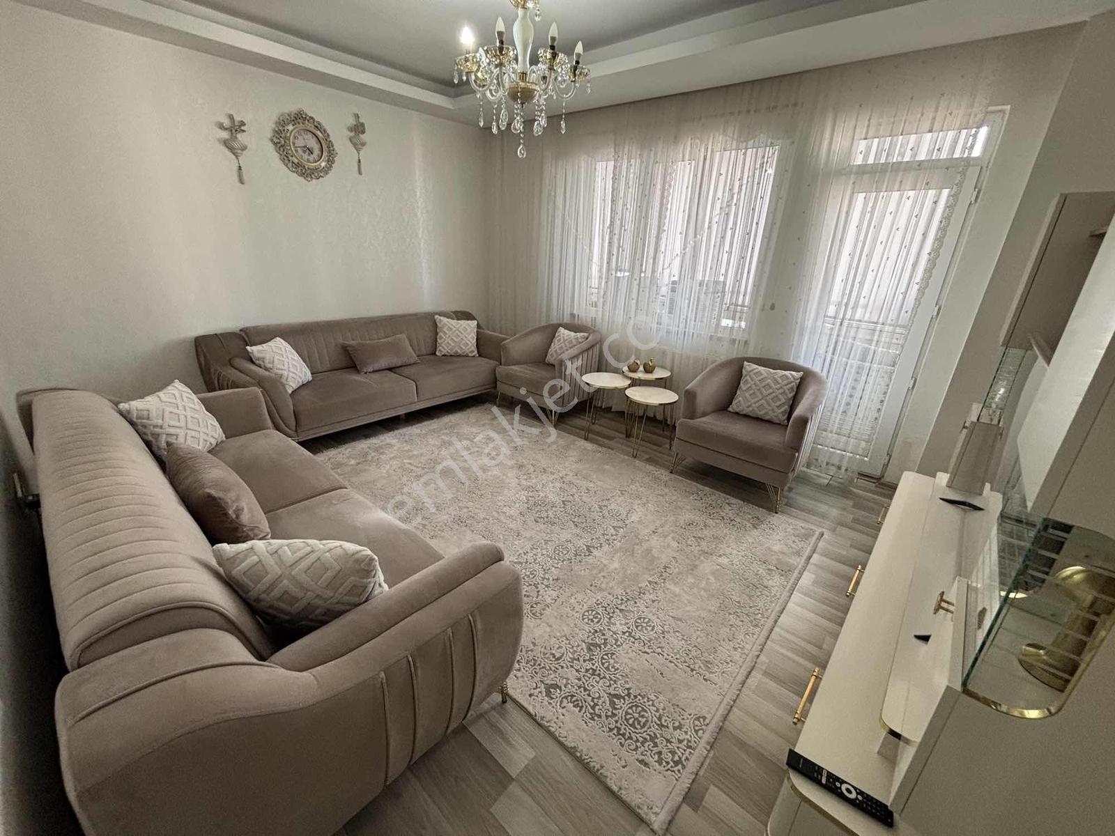 Aktif'ten Su Yolu Caddesinde Ara Kat, Masrafsız 2+1 Daire