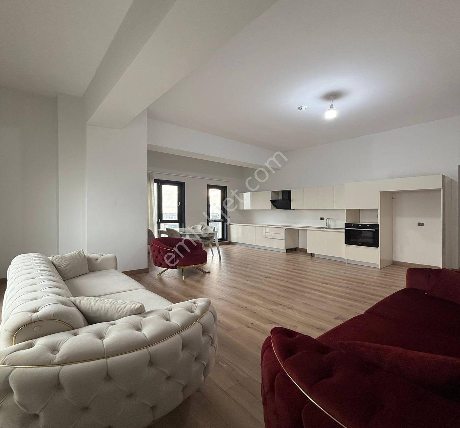 Havuzlu Otoparklı Manzaralı Ultra Geniş 3+1 Site İçi Ferah Daire - Görsel 15