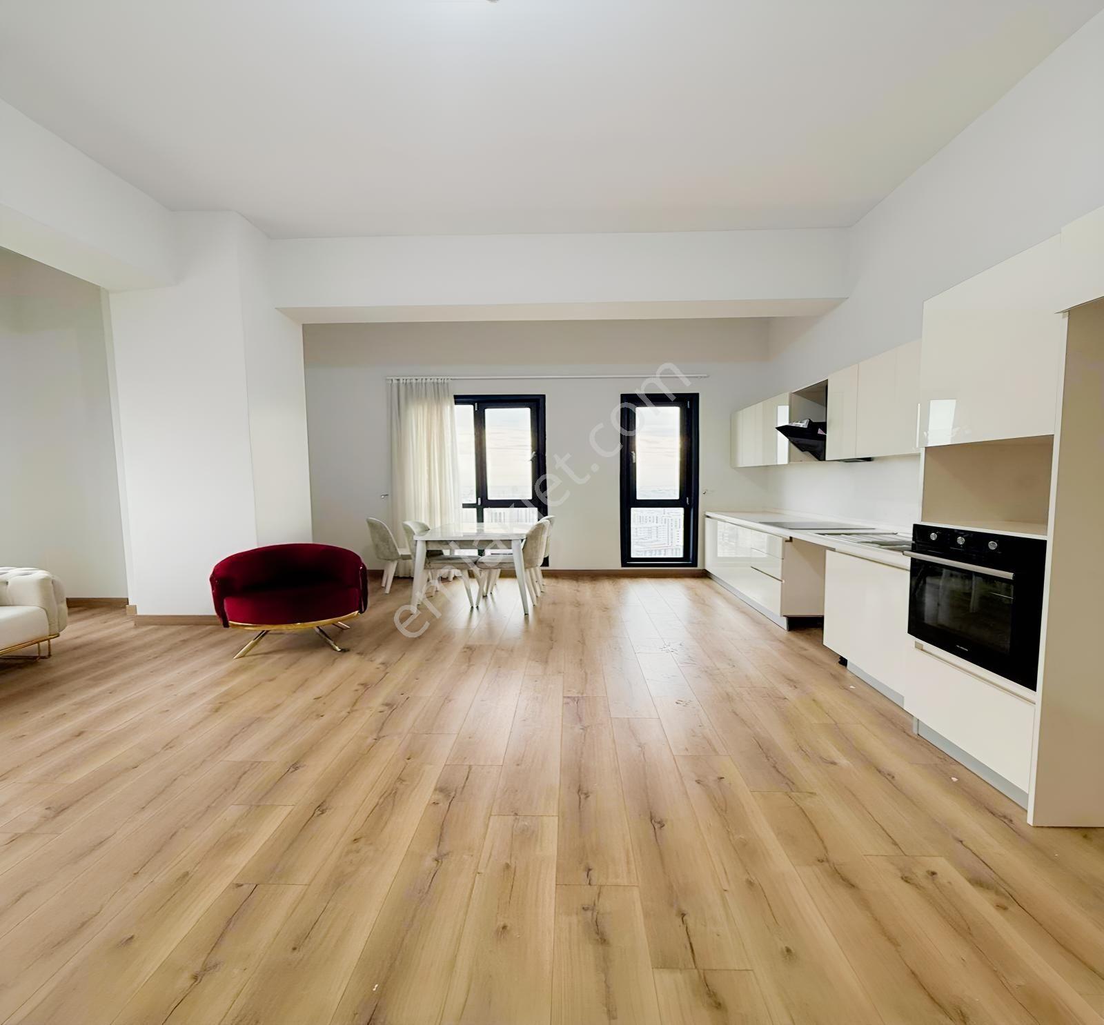 Havuzlu Otoparklı Manzaralı Ultra Geniş 3+1 Site İçi Ferah Daire - Görsel 17