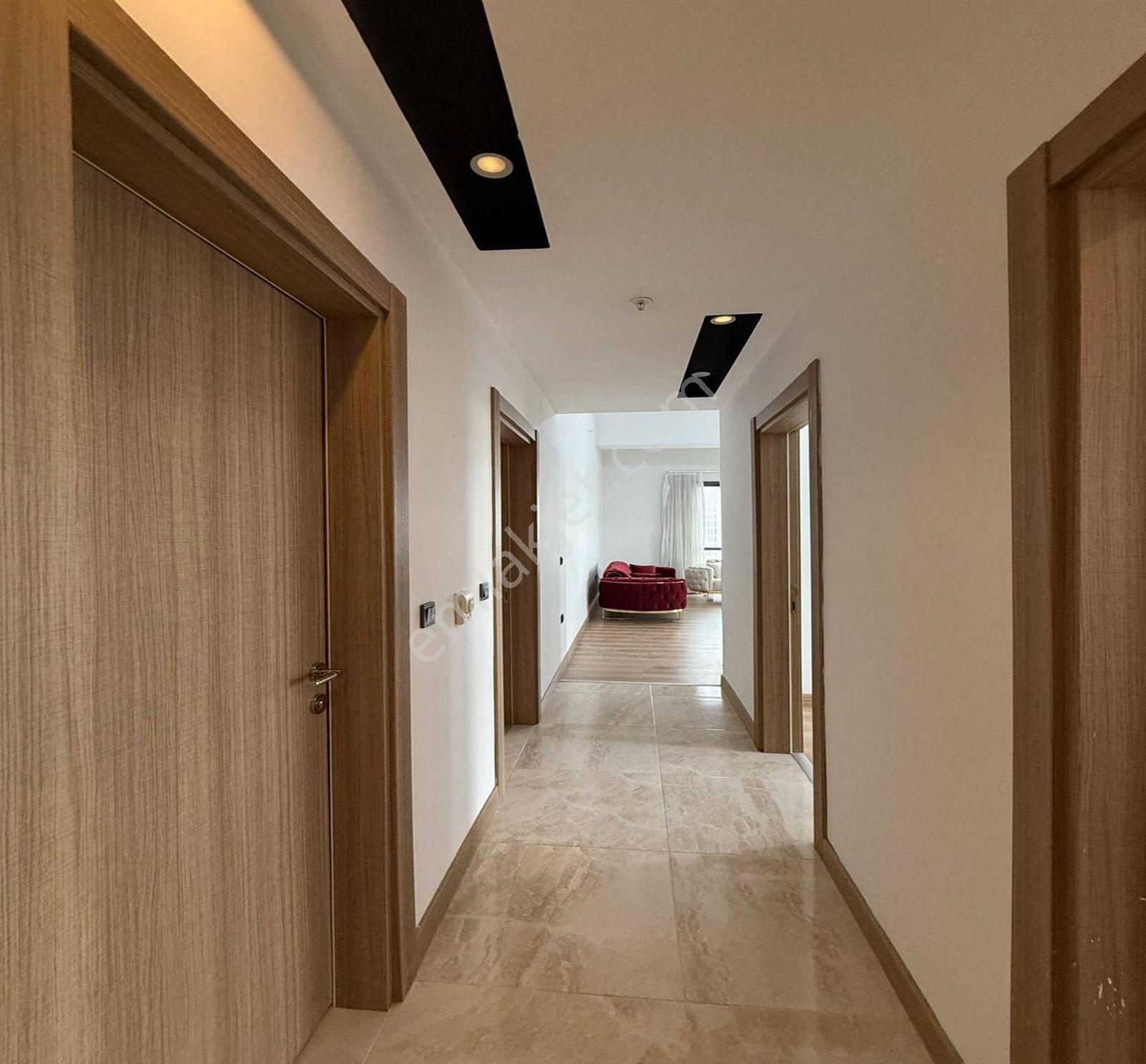 Havuzlu Otoparklı Manzaralı Ultra Geniş 3+1 Site İçi Ferah Daire - Görsel 35
