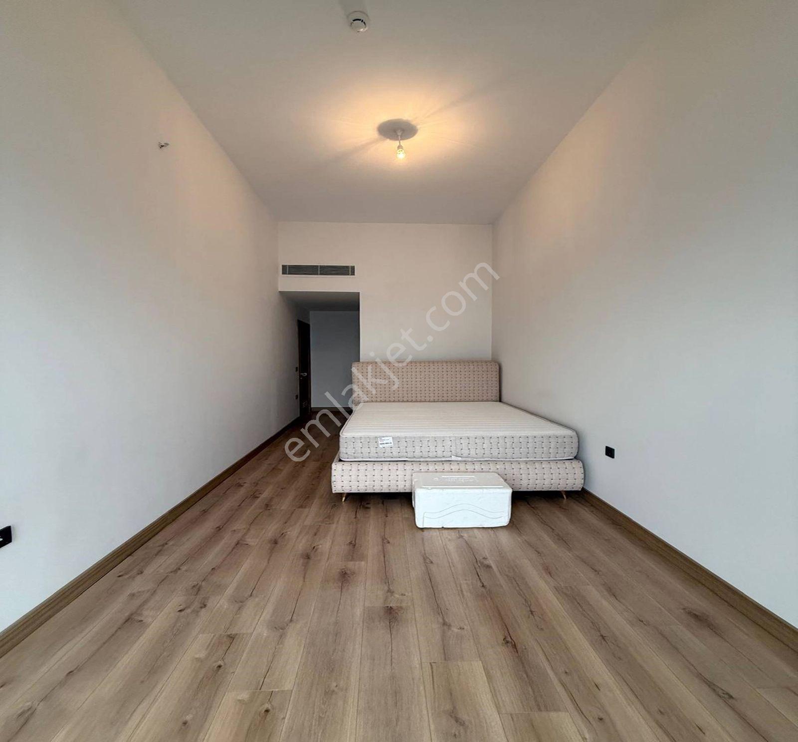 Havuzlu Otoparklı Manzaralı Ultra Geniş 3+1 Site İçi Ferah Daire - Görsel 32