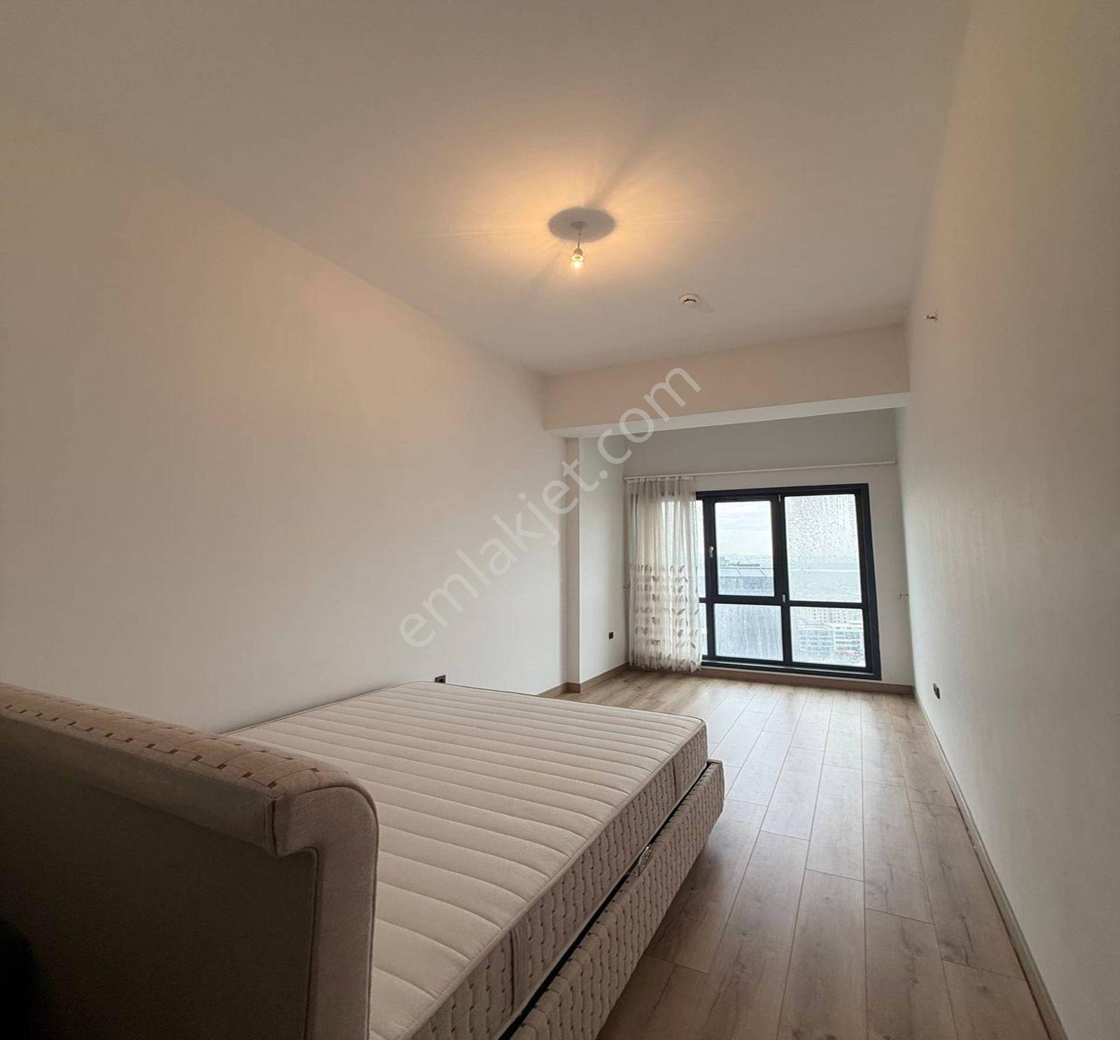 Havuzlu Otoparklı Manzaralı Ultra Geniş 3+1 Site İçi Ferah Daire - Görsel 10