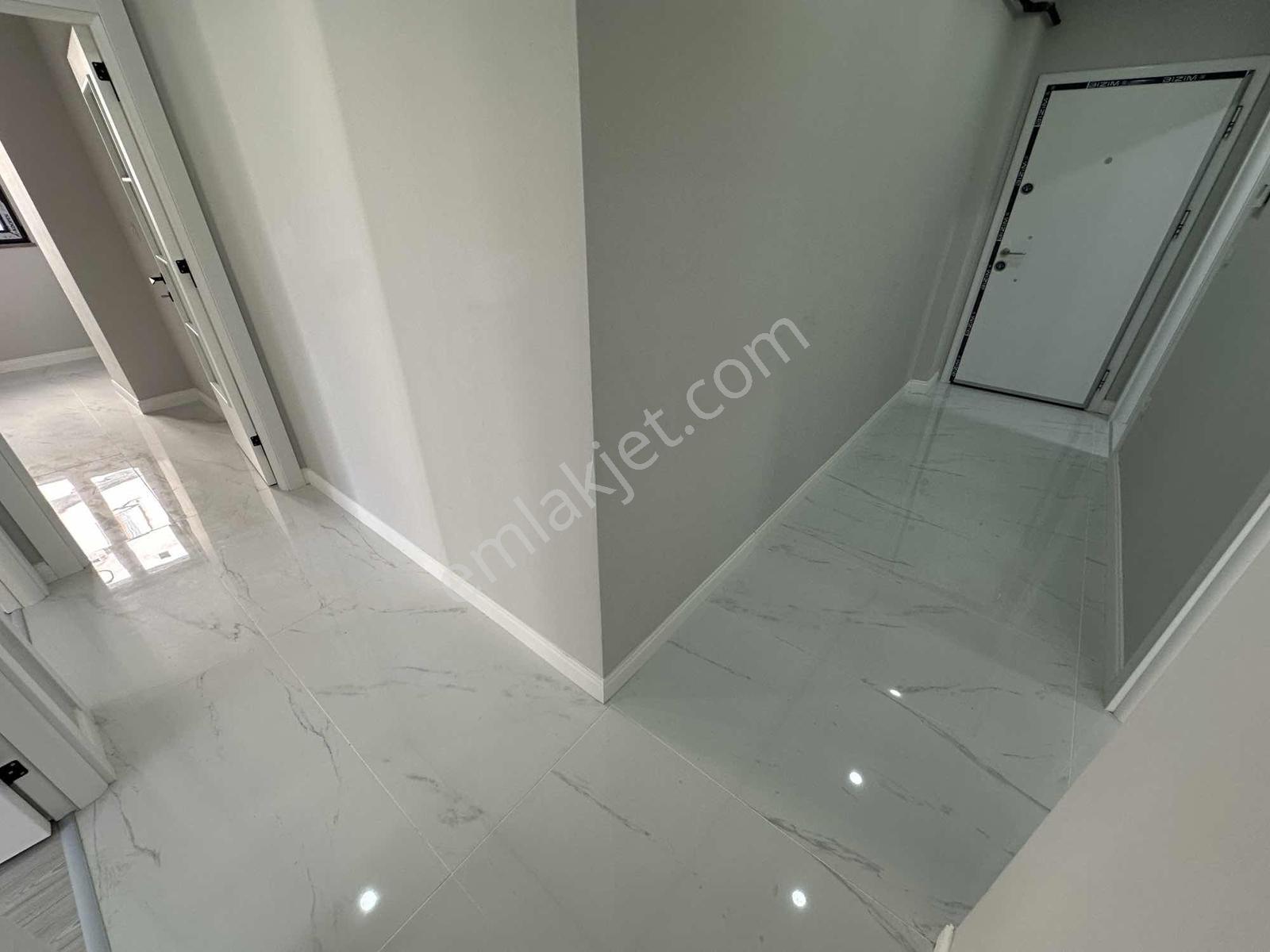 Çarşı İçi Büyük Balkonlu 2+1 Satılık Sıfır Daire - Görsel 7