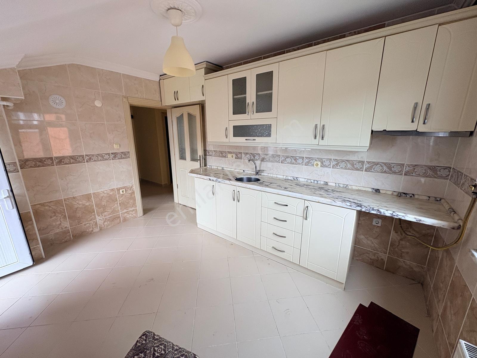 Kiralık 3+1 Daire - Görsel 2