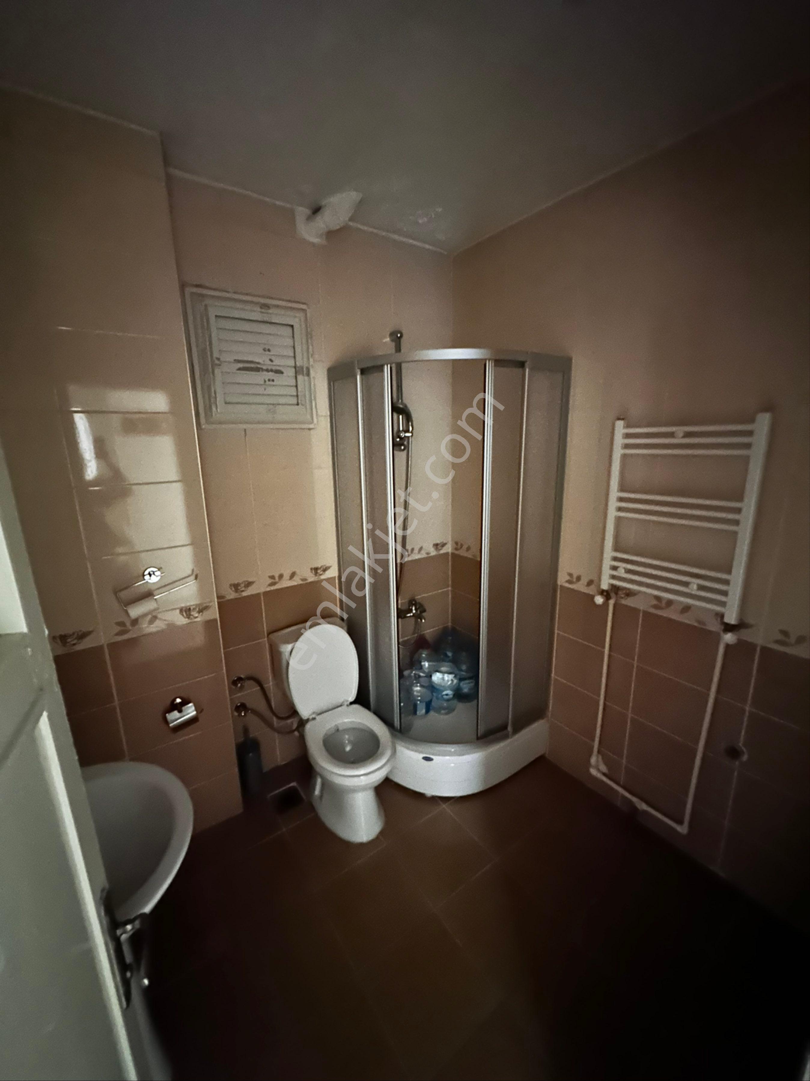 Yusufpaşa – Aksaray’da 150 M² Geniş Kullanımlı Kiralık Ofis - Görsel 3
