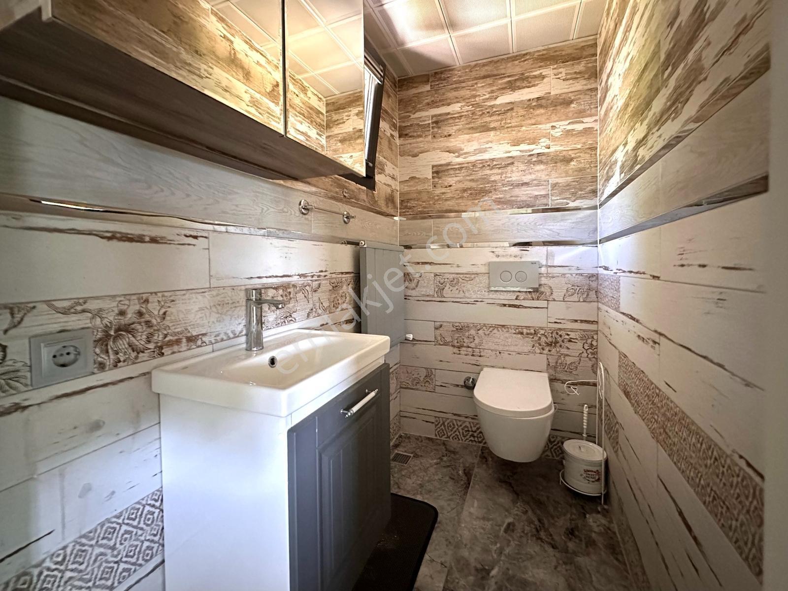 Yukarıkızılca'da Müstakil 4+1 600 M2 İçerisinde Özel Yapım Villa - Görsel 12