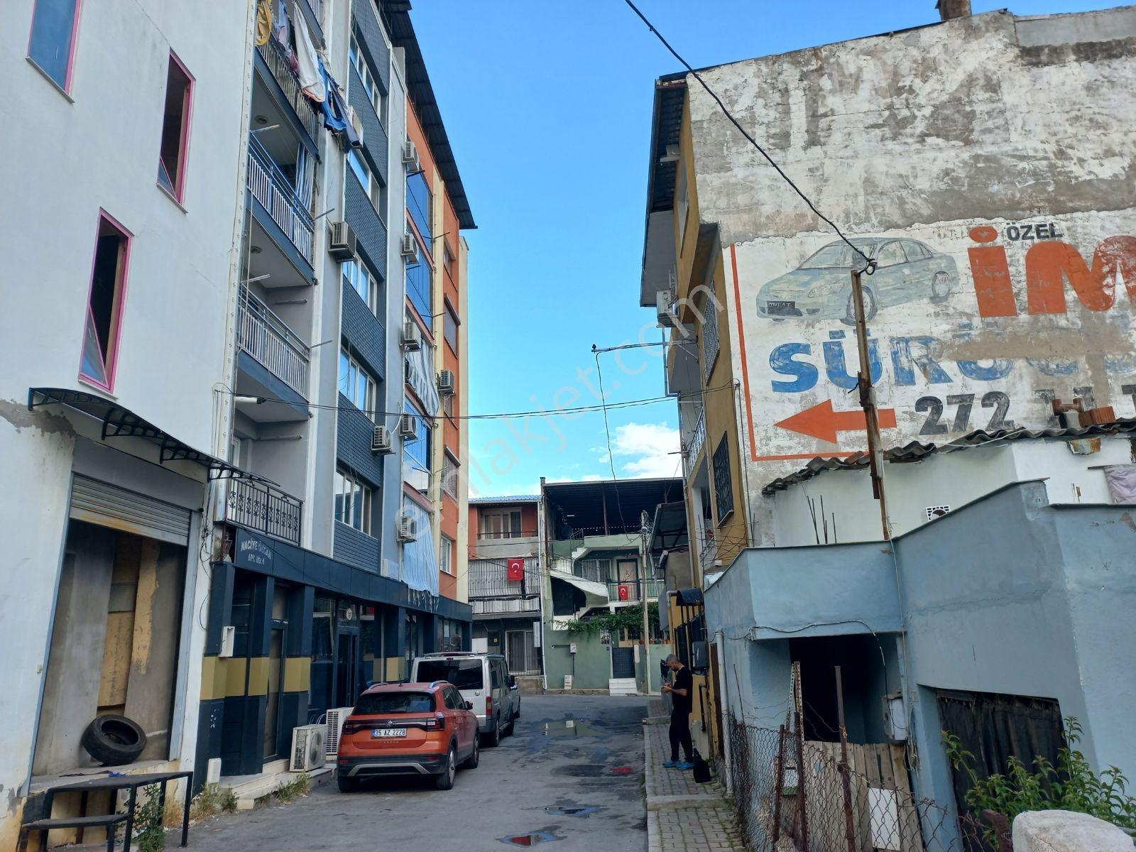 Karabağlar Kibar Mahallesinde Prestijli Satılık 3+1 Daire - Görsel 9