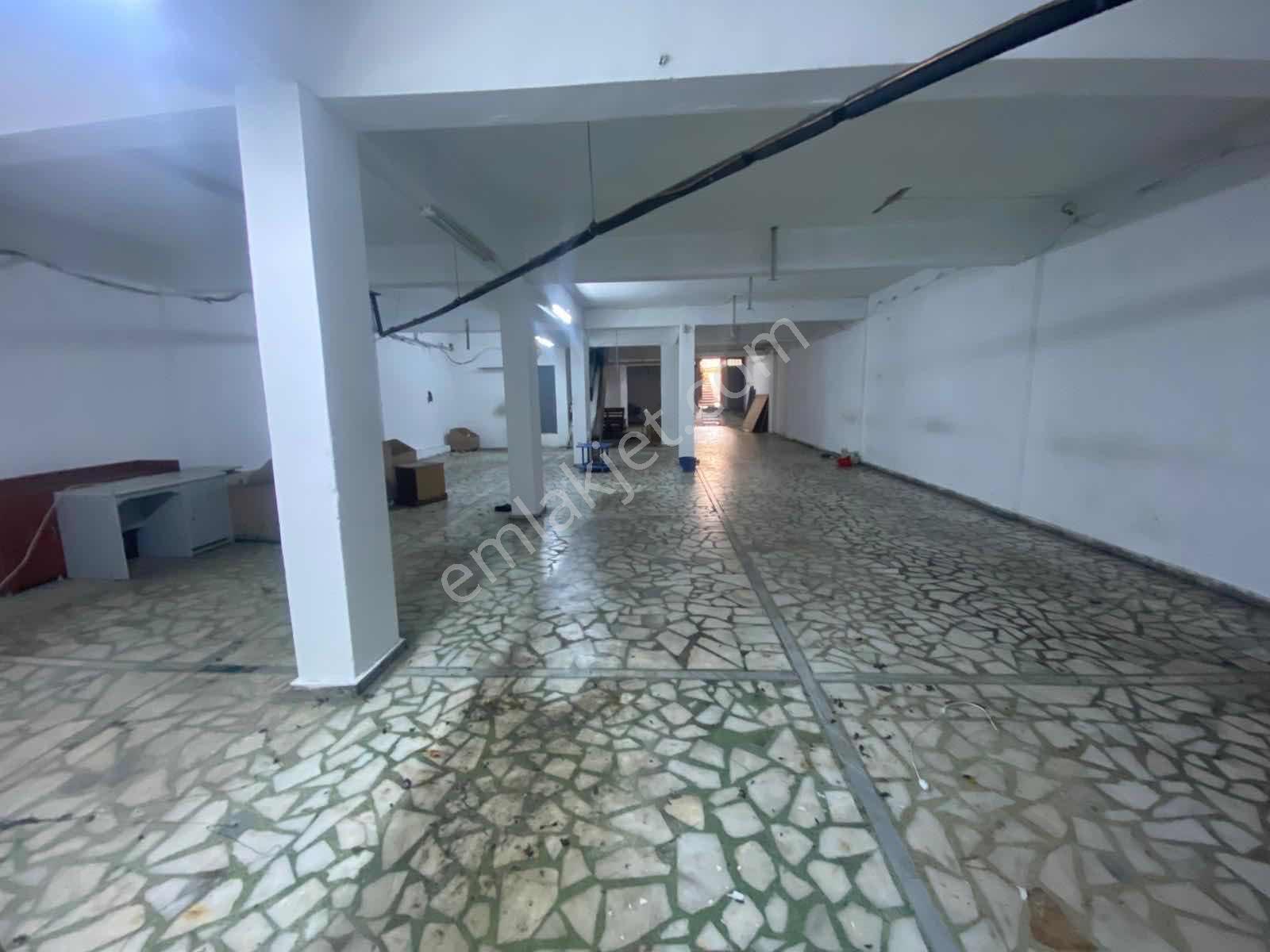 Tantavi Mah. Çok Geniş Kiralık 250 M2 Dükkan & Depo & Antrepo - Görsel 4