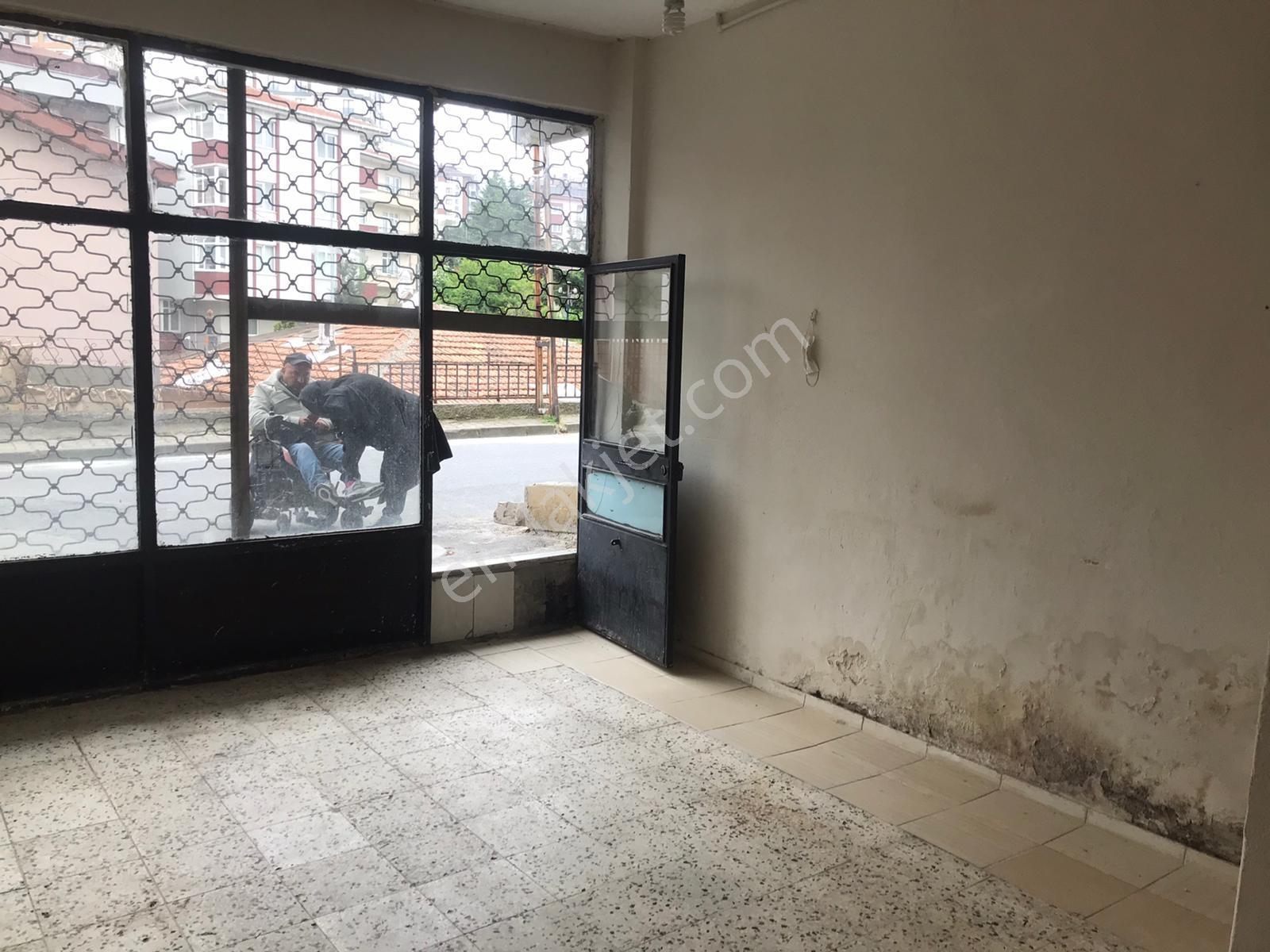 Tantavi'de Metro Yakını 30m² Kiralık İş Yeri & Depo - Görsel 6
