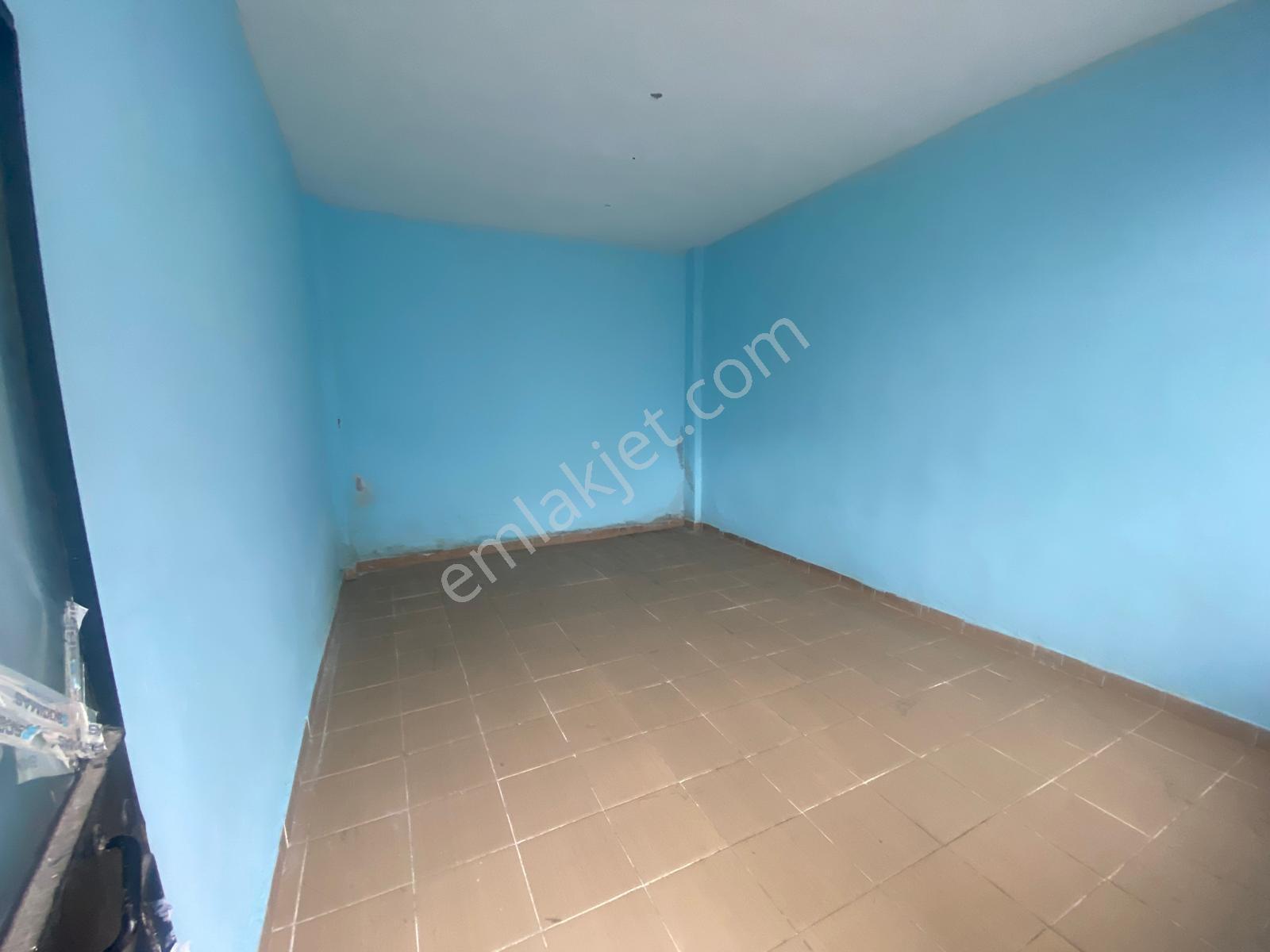 Tantavi'de Metro Yakını 30m² Kiralık İş Yeri & Depo - Görsel 4