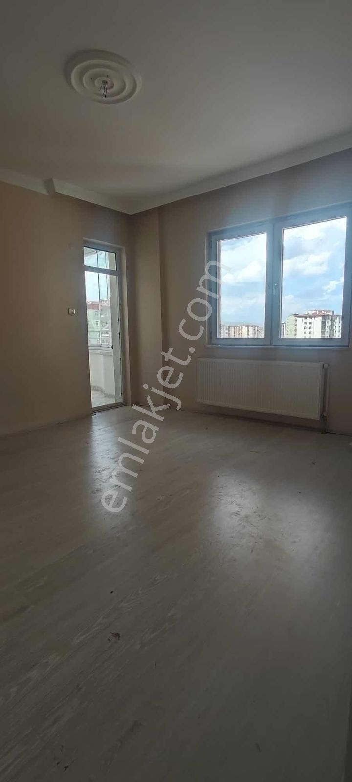 Yunusemre Mahallesi Kiralık 3+1 Daire - Görsel 13