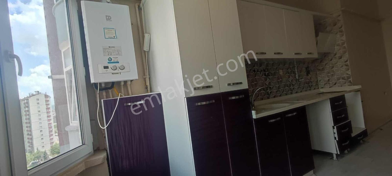 Yunusemre Mahallesi Kiralık 3+1 Daire - Görsel 15