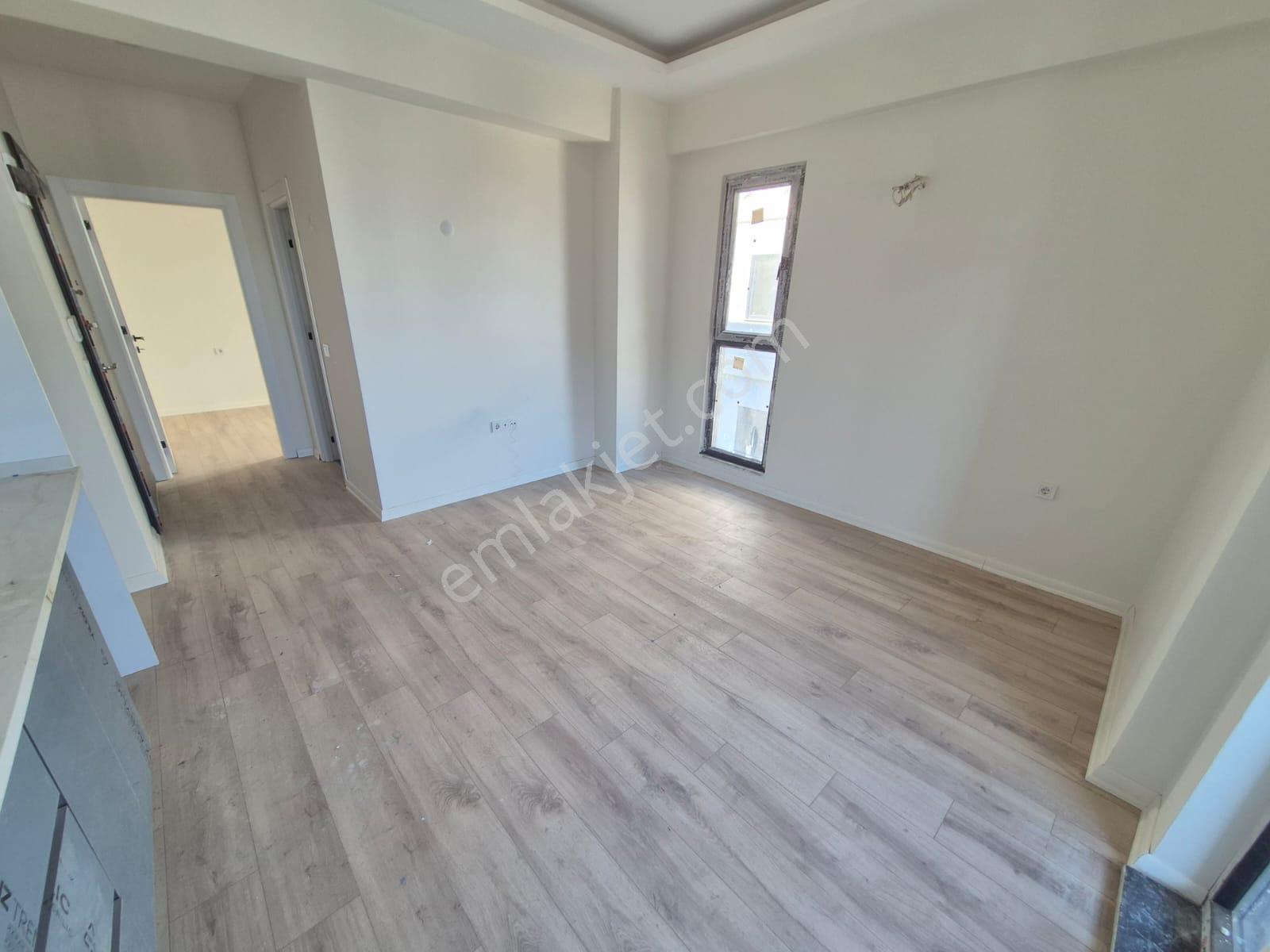 Delux'den Palm Suıts'te Cadde Cepheli Lux Satılık 1+1 Daire - Görsel 8