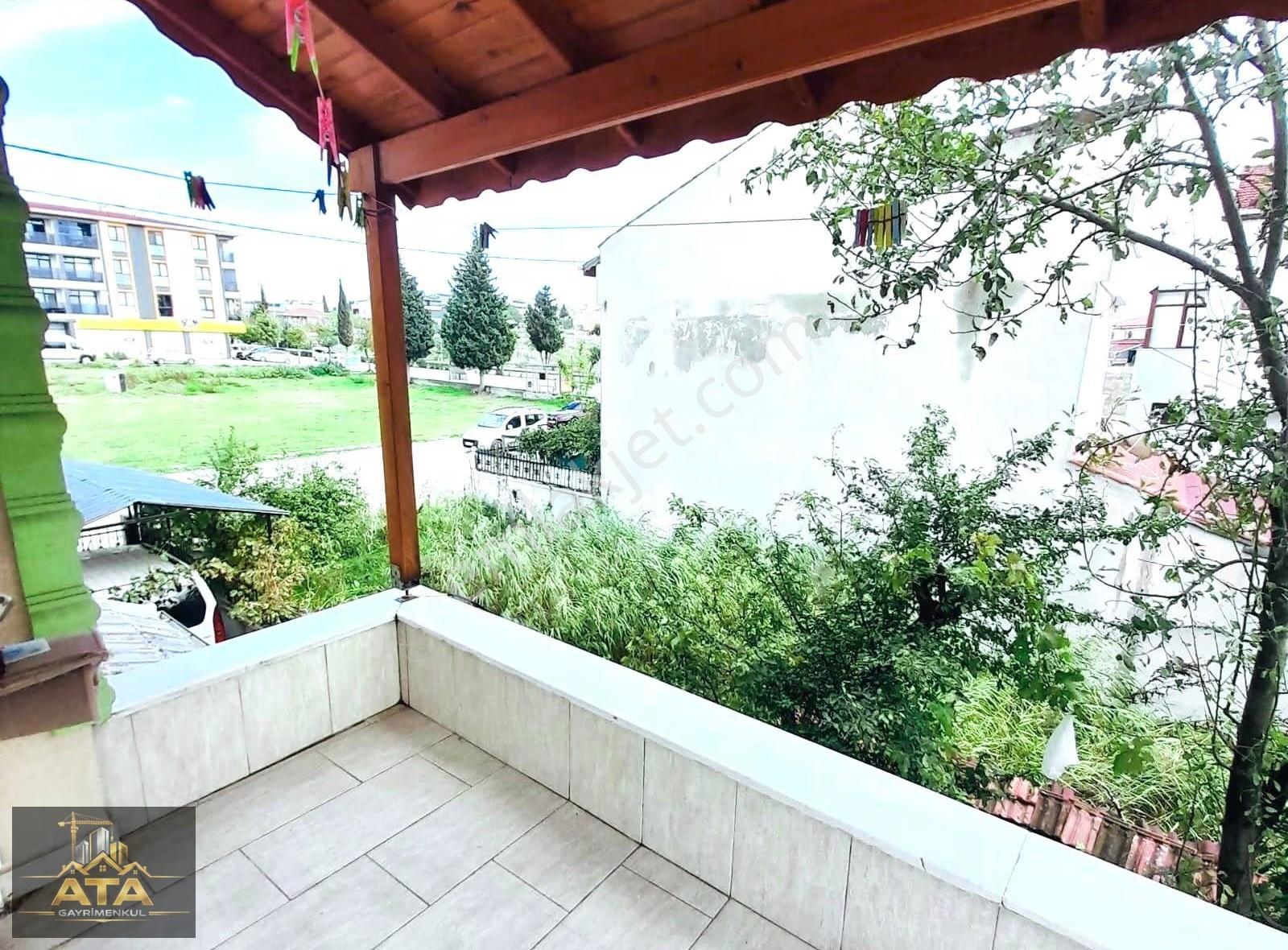 Yeniçiftlikte İskanlı 5+1 Sahile 1 Km Otoparklı Lüks Villa - Görsel 20