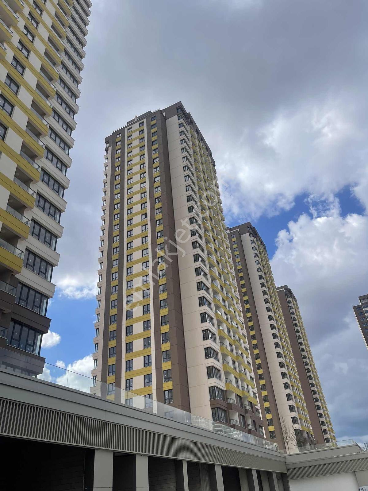 Arslan Emlak'tan Adres Ankara Evlerinde 2+1 Lüks Kiralık Daire
