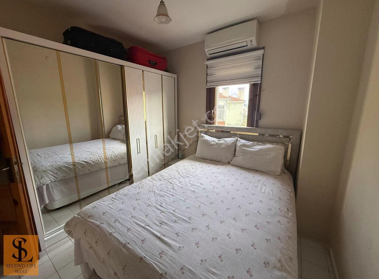 Cunda Merkezde Denize Yakın | Geniş Bahçeli Verandalı 3+1 Villa - Görsel 21