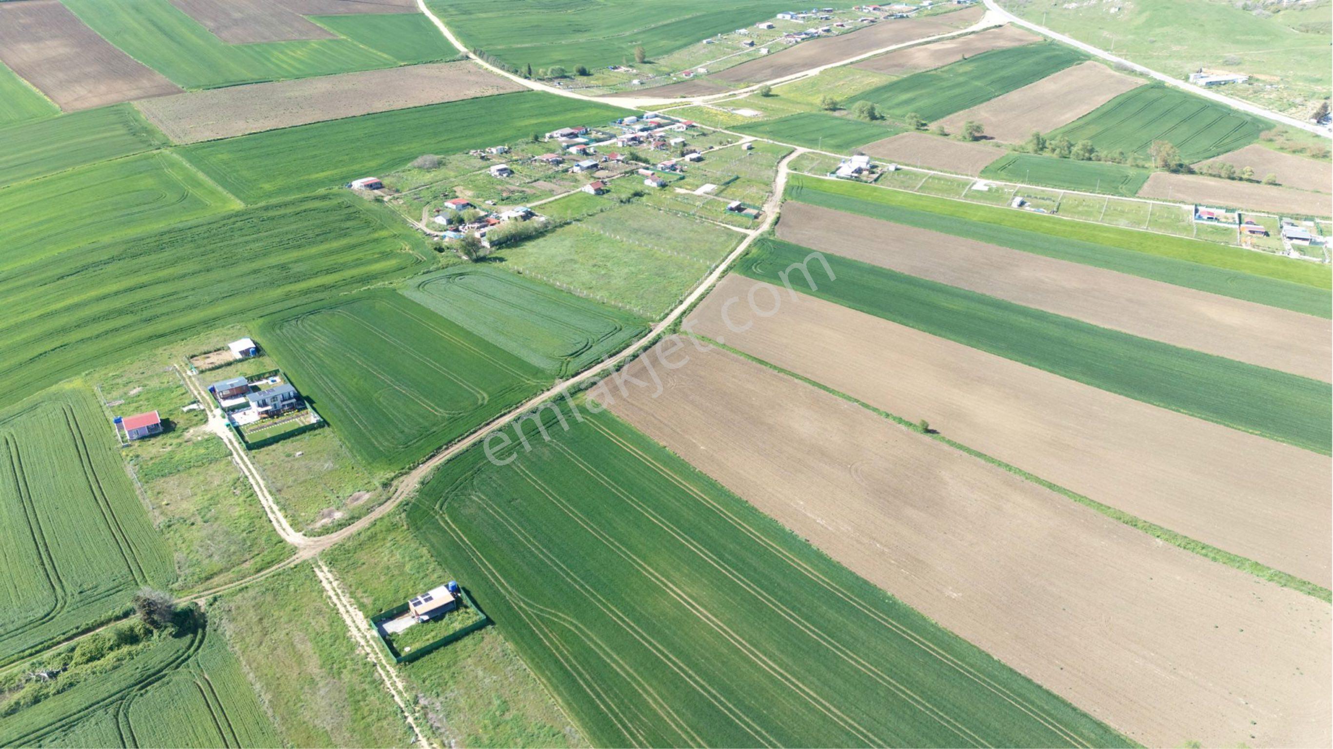 Çatalca Elbasan’da 250 M2 Yerleşimin İcinde Resmi Yolu Mevcut Harika Arsa - Görsel 13