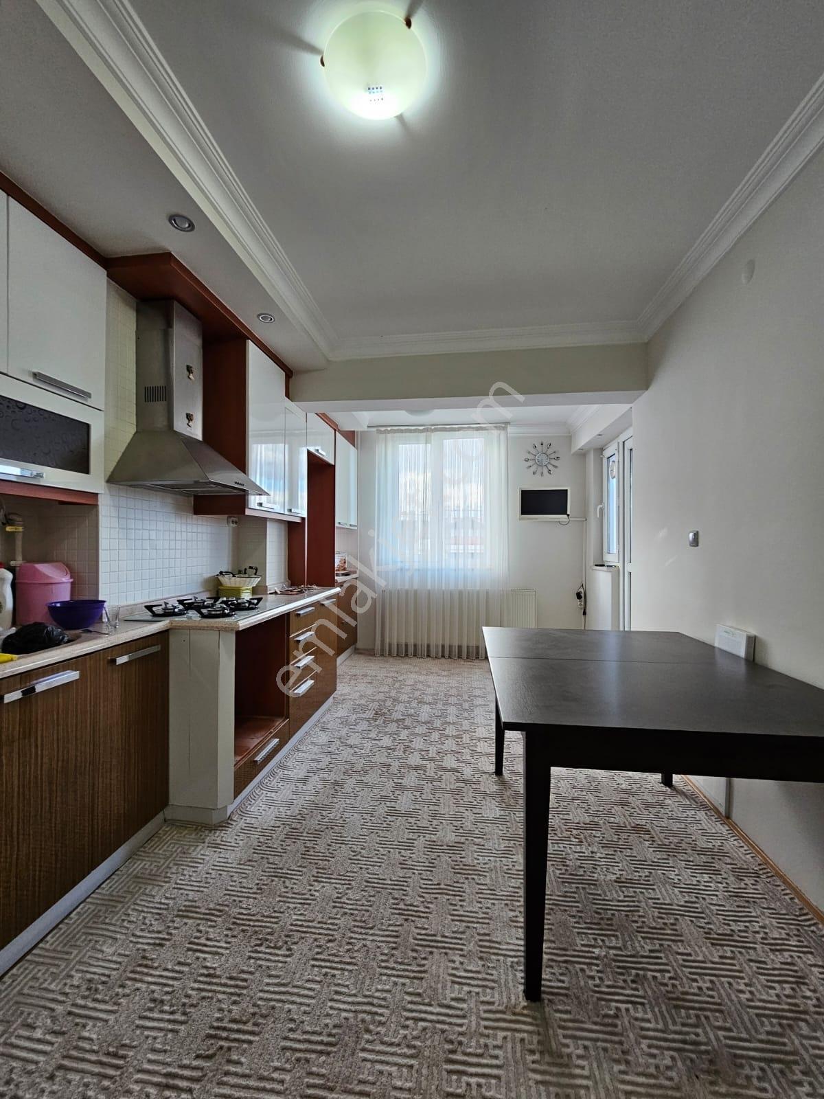 Servergazide Kiralık 3+1 Daire - Görsel 23