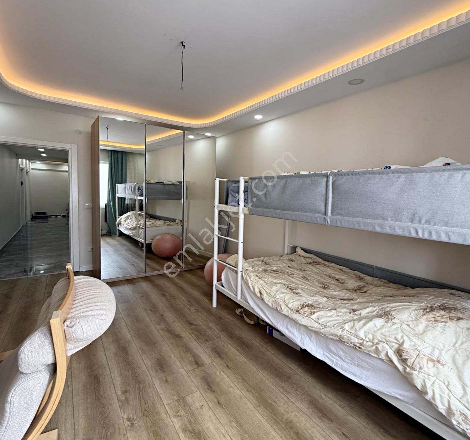 Barış Mahallesi Kat Mülkiyetli Site İçi Dekorlu Satılık Daire - Görsel 11